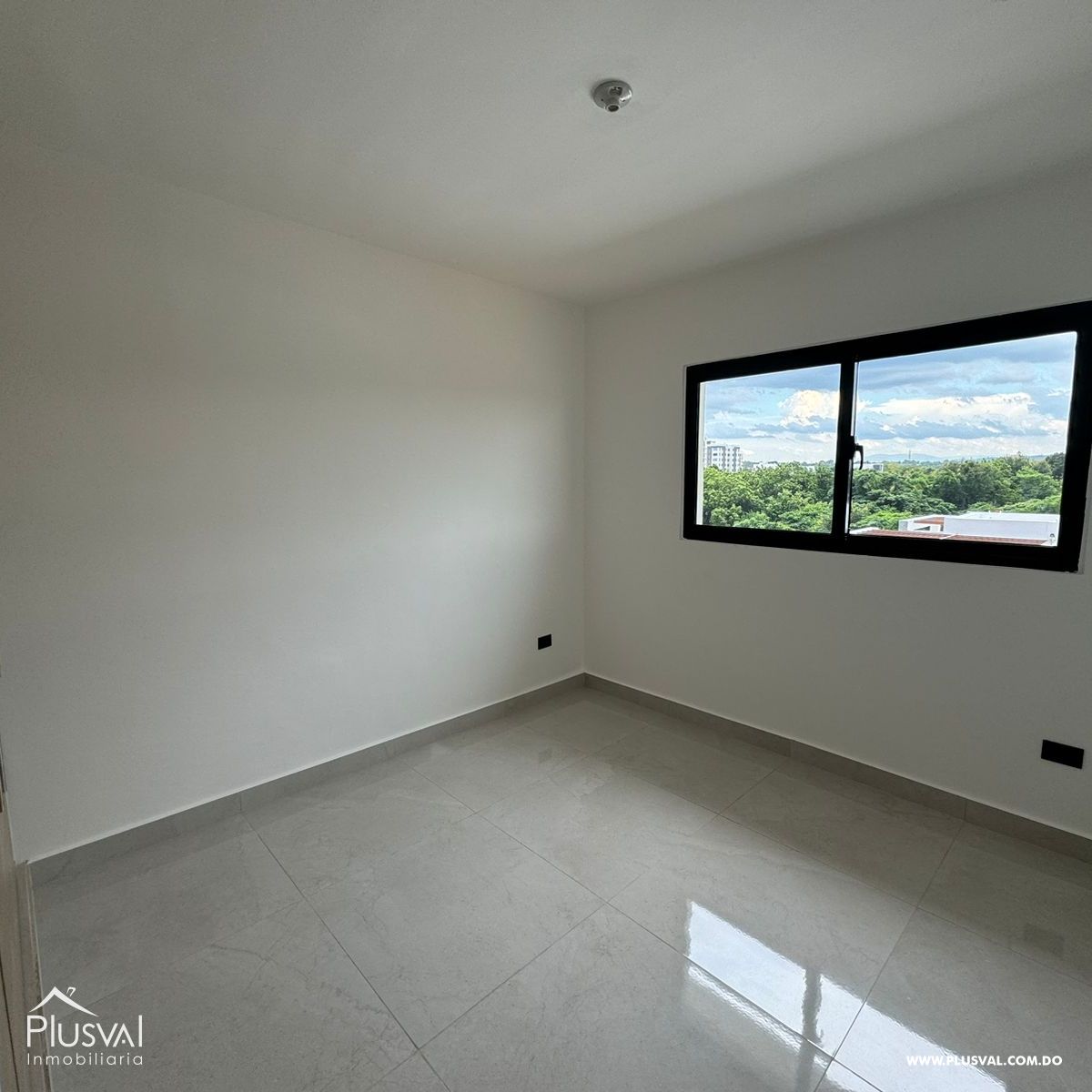 Apartamento Moderno en venta en zona de crecimiento de Santiago. 505354