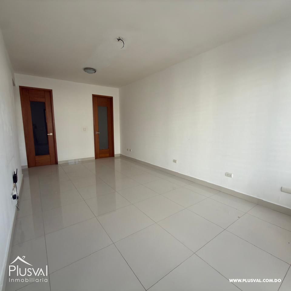Alquiler en moderna torre en Evaristo Morales 481894
