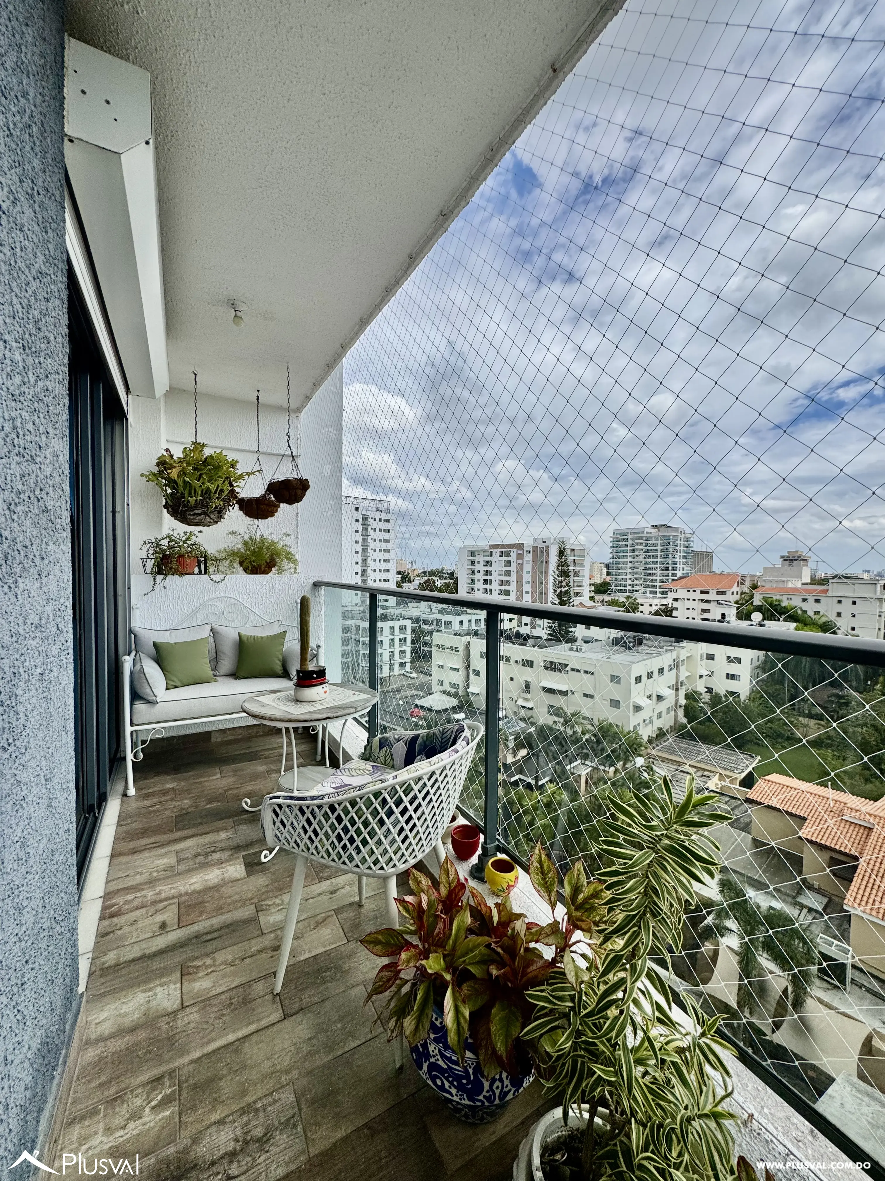 Vendo Maravilloso y Amplio Apartamento con Vista Mar en La Esperilla 490672