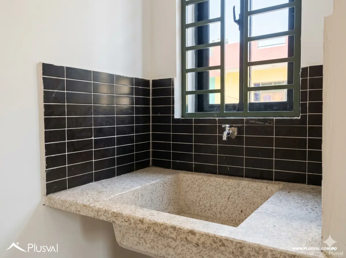 Apartamento en Venta con Patio Privado en San Francisco de Macorís. 521162