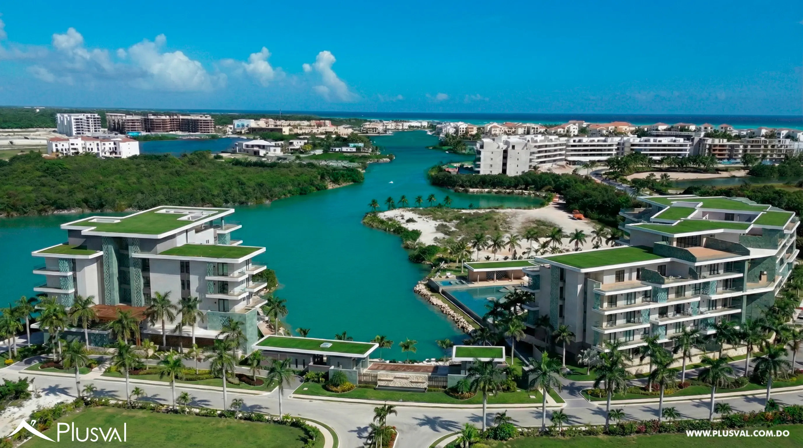 Apartamentos con Playa Pivada en Ocean Lake Cap Cana 503581