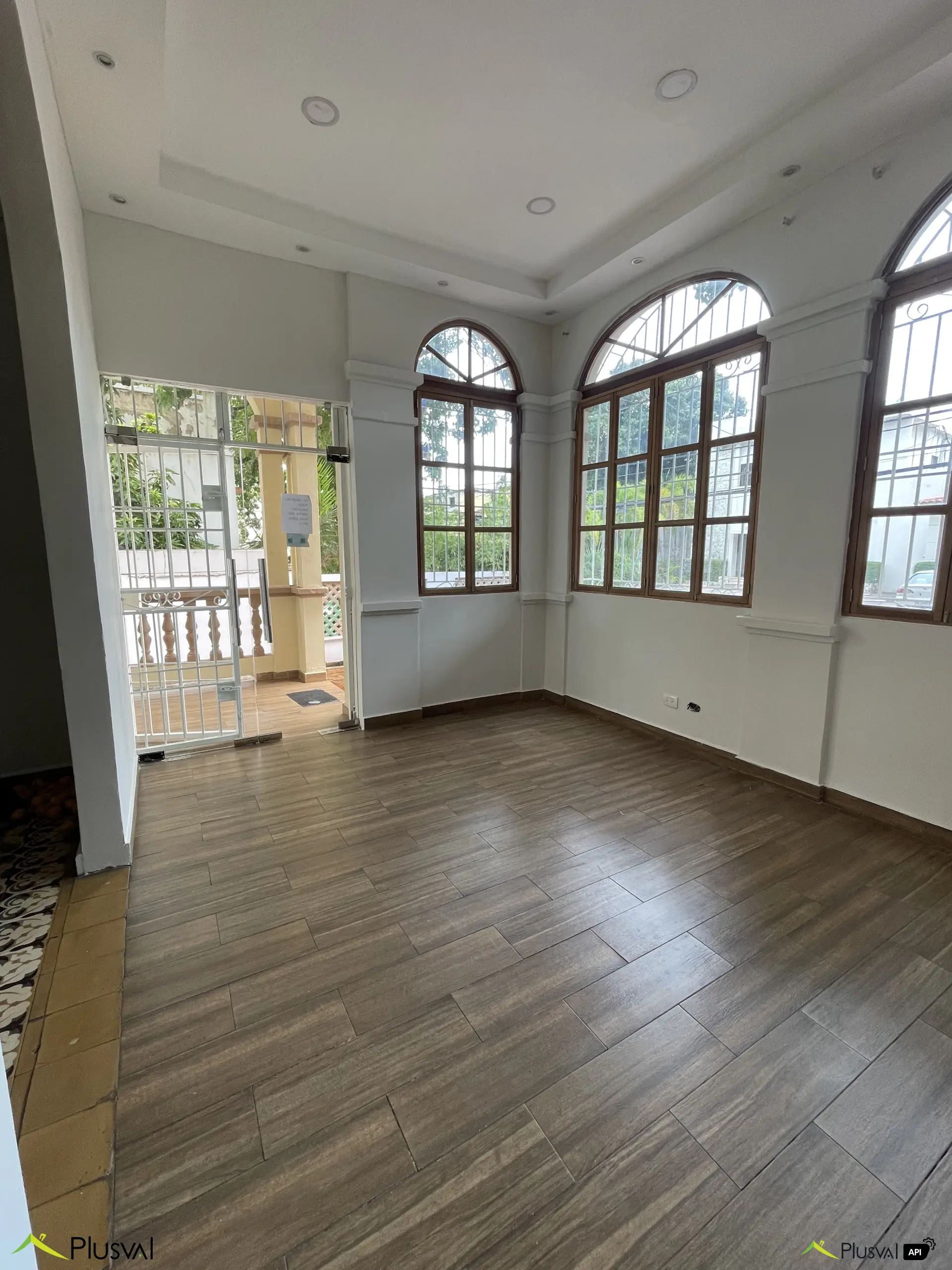 Se alquila local comercial en el corazón de Gazcue 449498