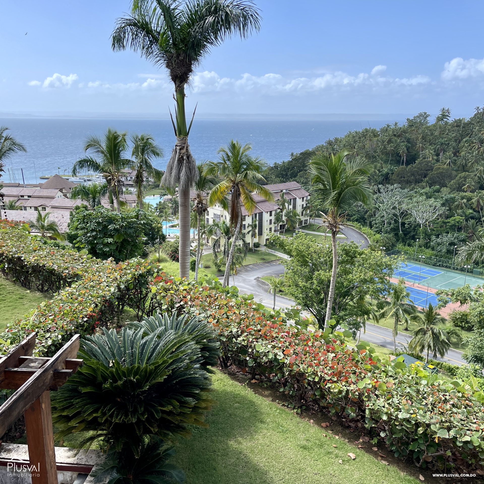 Villa de Montaña con Vista al Mar en Puerto Bahía Samana 260705