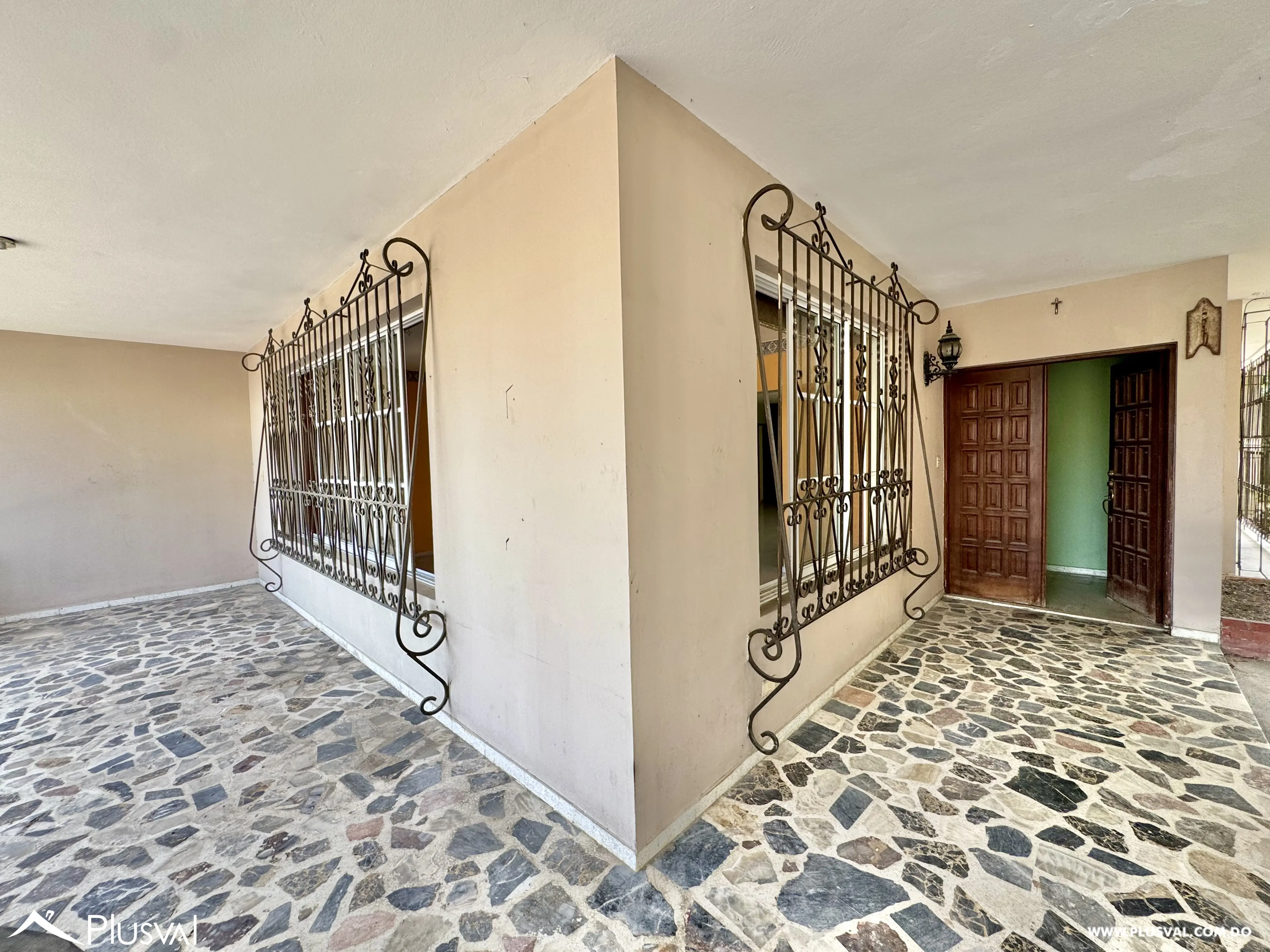 Vendo Maravillosa Casa de 2 Niveles en Los Cacicazgos 519143