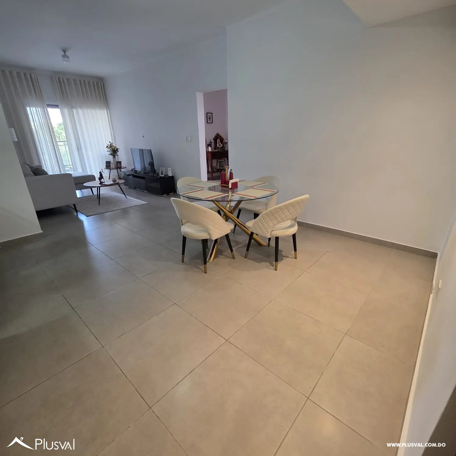 Se vende excelente apartamento en zona universitaria amueblado 471473