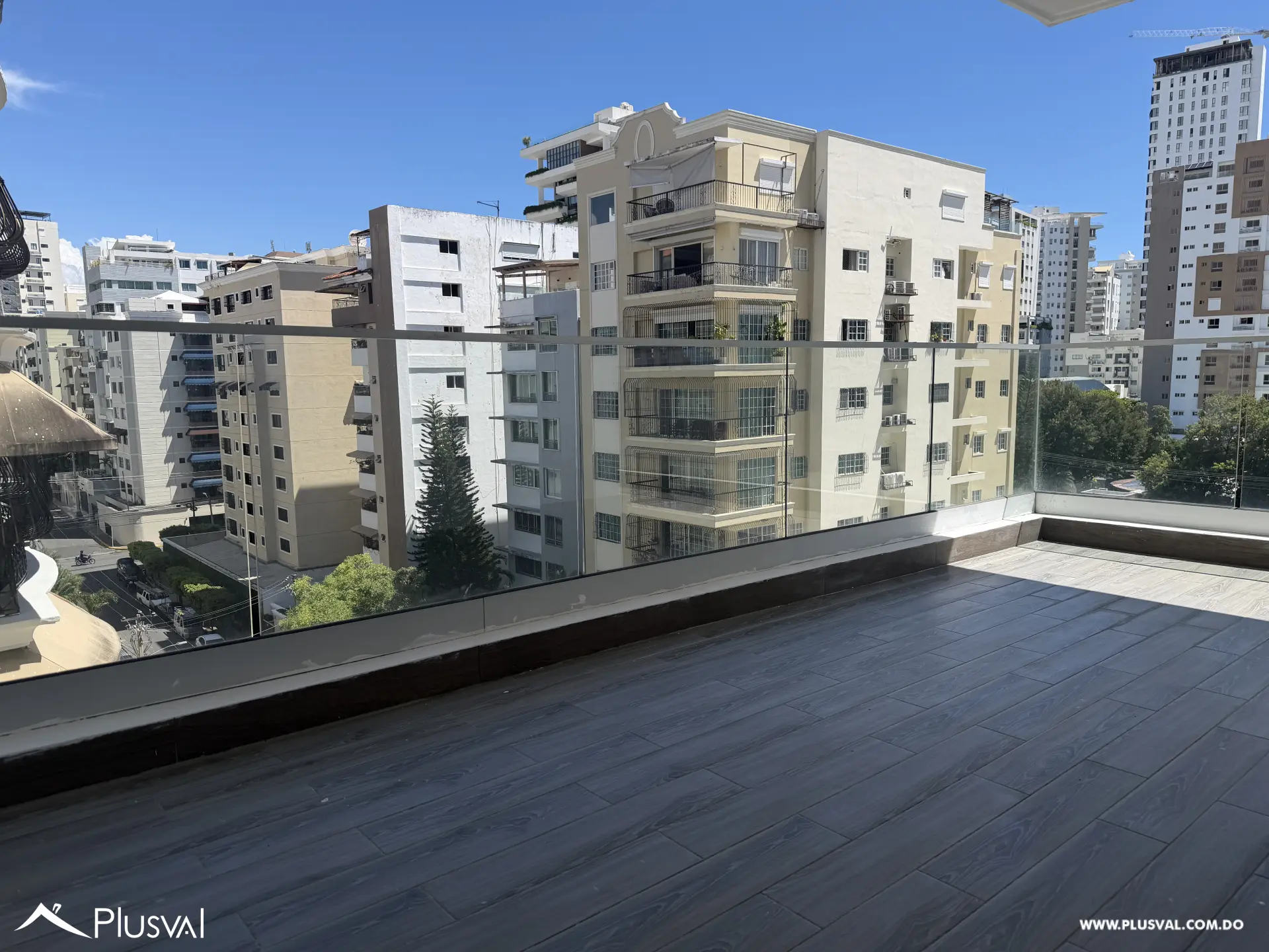 Amplio apartamento en venta de 3 habitaciones. 533464