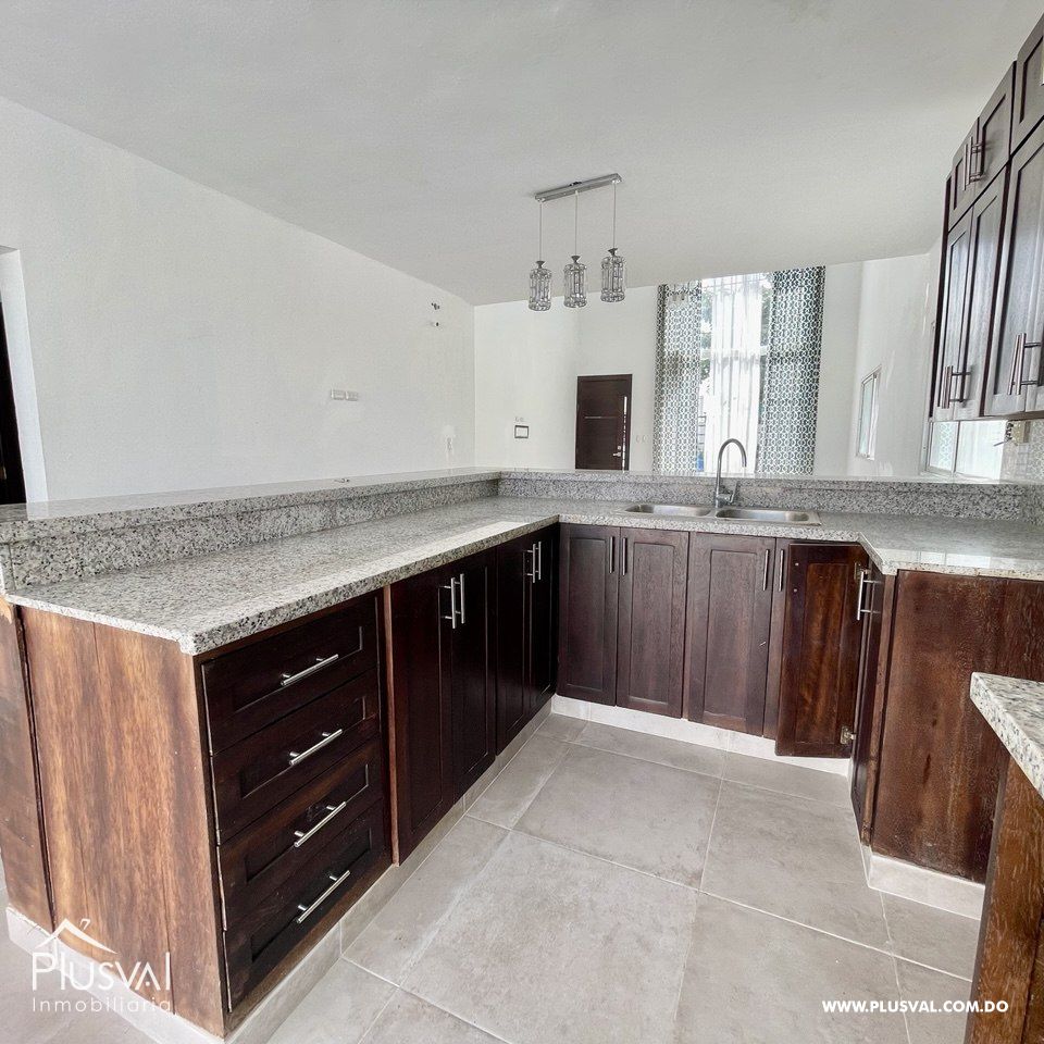¡Descubre tu nuevo hogar! Cómoda Casa en Venta en el Residencial El Ejecutivo 400251