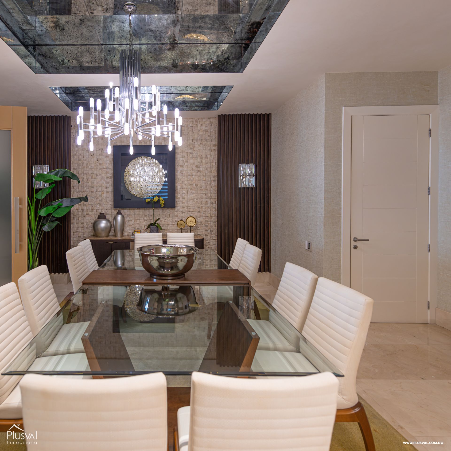 Apartamento Amueblado de Lujo con Terraza y 3 Hab. en Piantini 447565