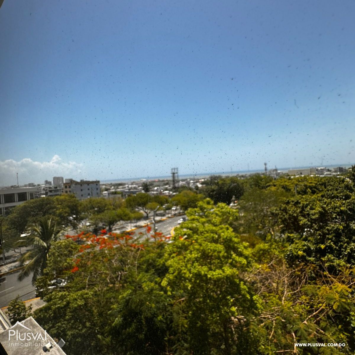 Amplio apartamento en Venta con Vista al mar y areas sociales 438796