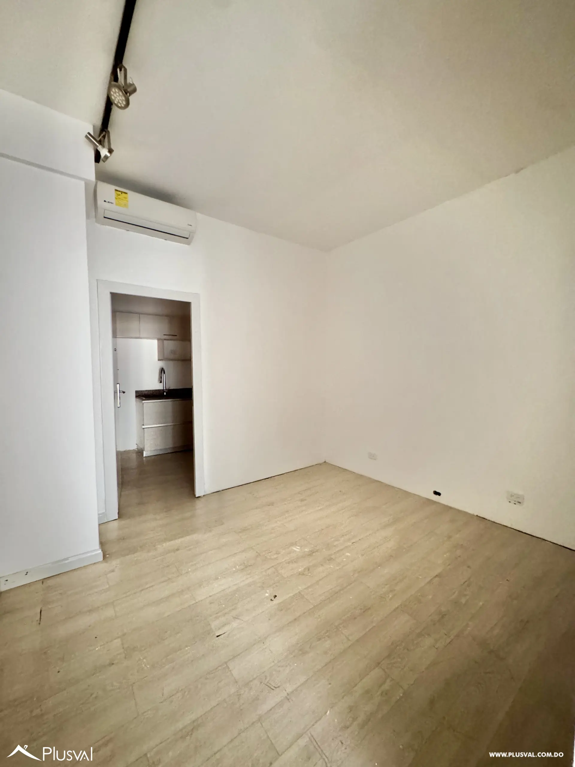 Alquilo Local para Oficinas en una de las mejores Zonas de Los Prados 518178