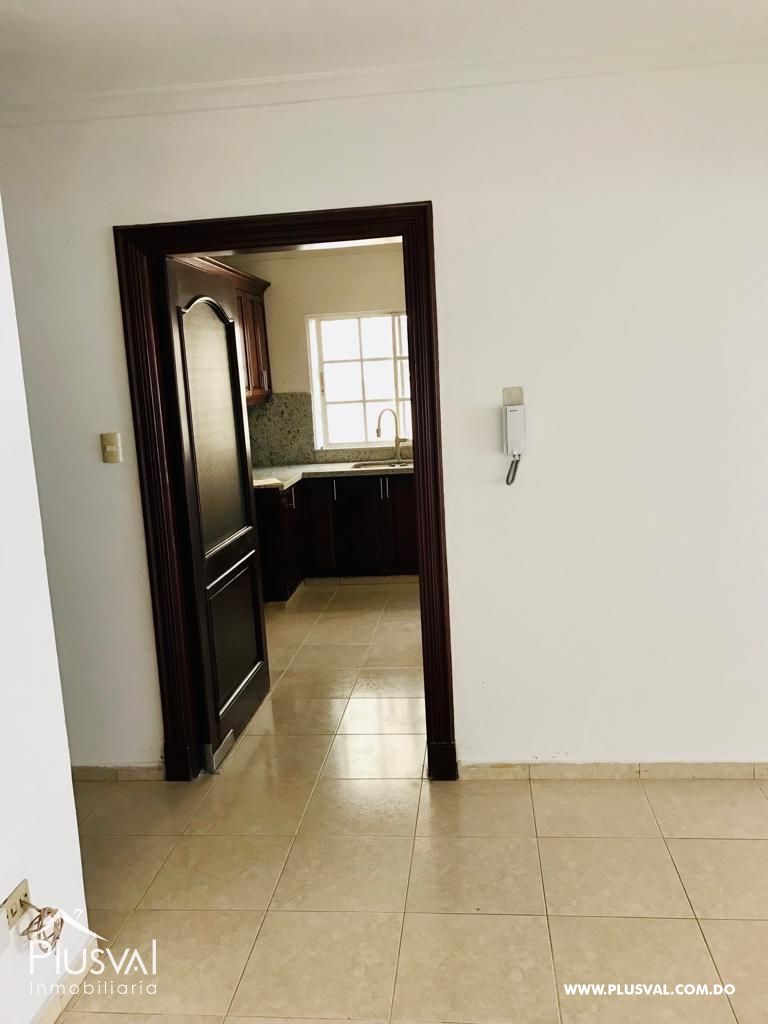Apartamento en alquiler en Bella Vista, segundo nivel con terraza Amplia 230503