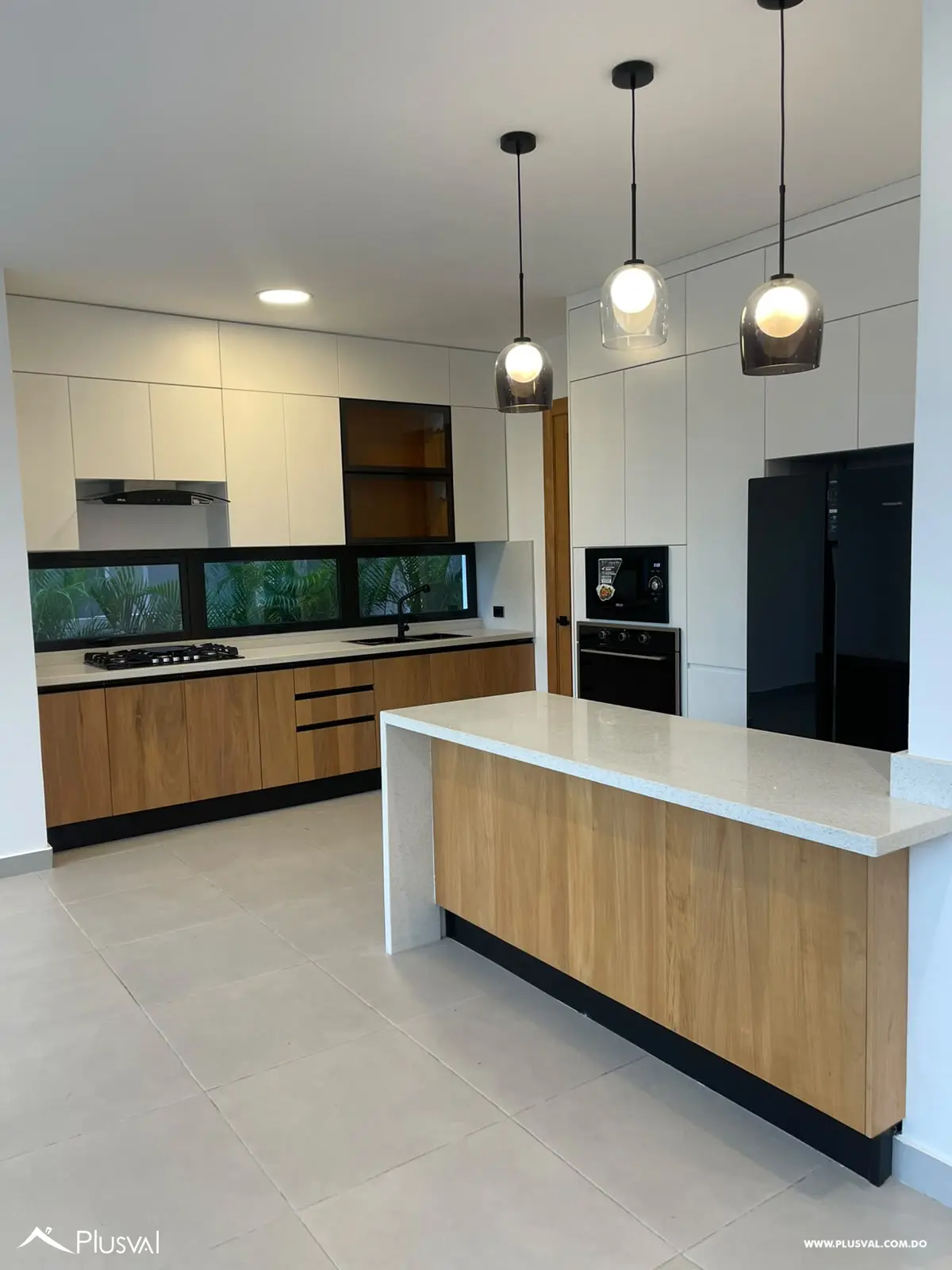 Villa moderna con Piscina Privada , terraza techada y jardín tropical 522012