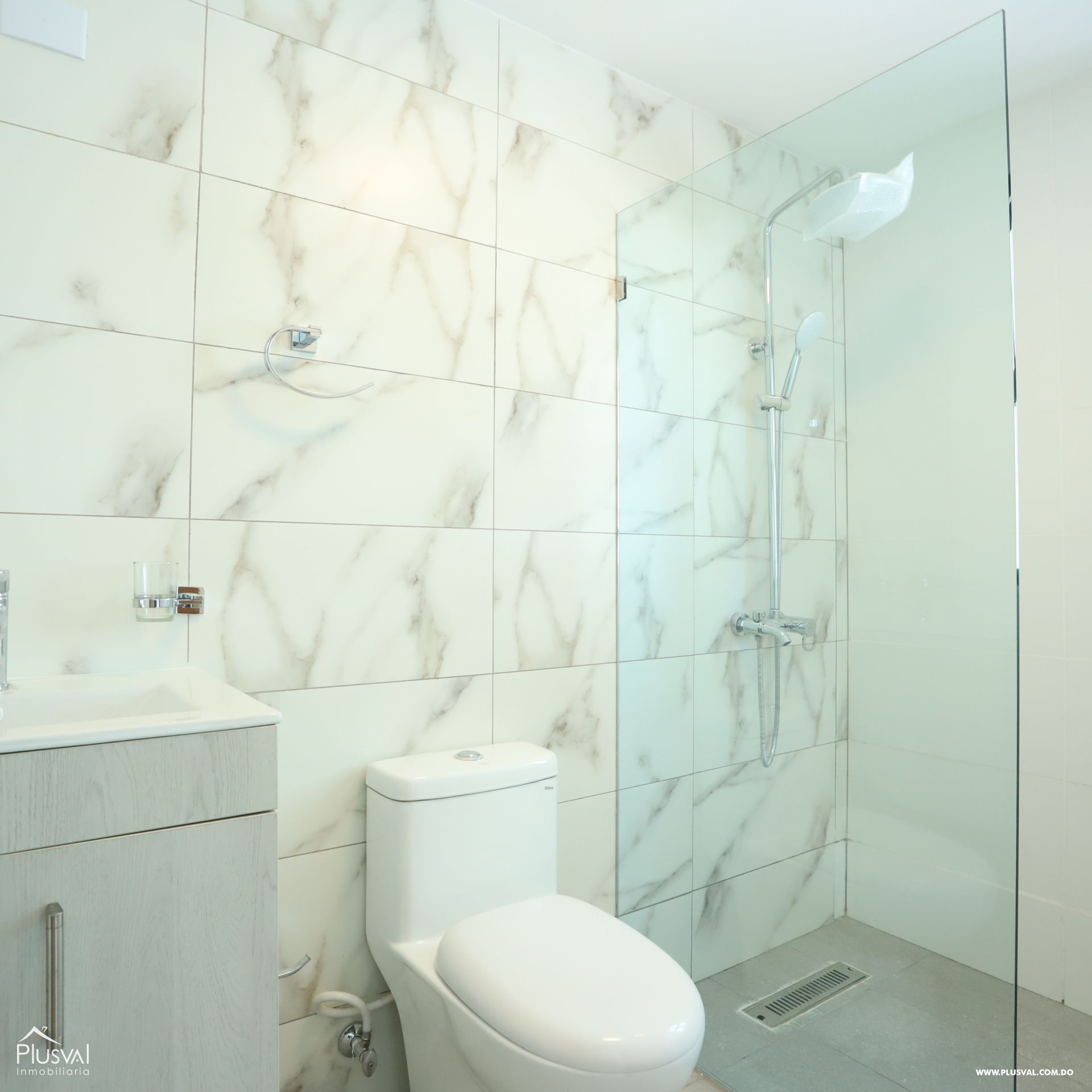 Exclusivo y comodo apartamento en venta 240172