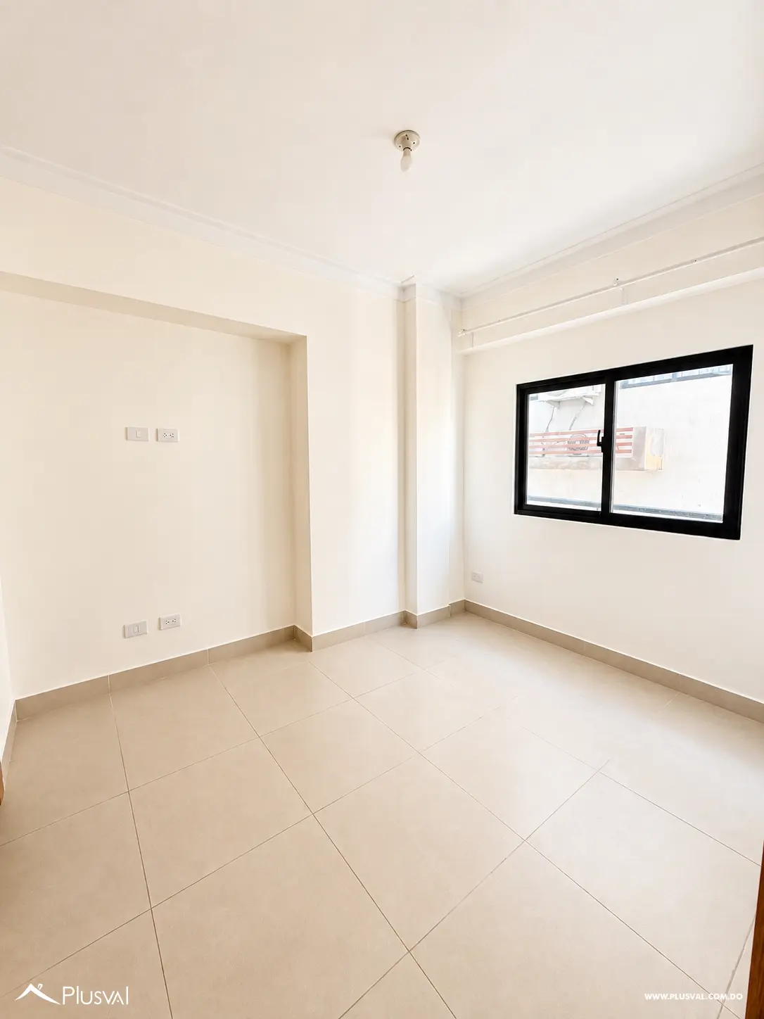 Moderno apartamento en venta de 1 habitación en Torre con áreas sociales — Sector Millón 529683