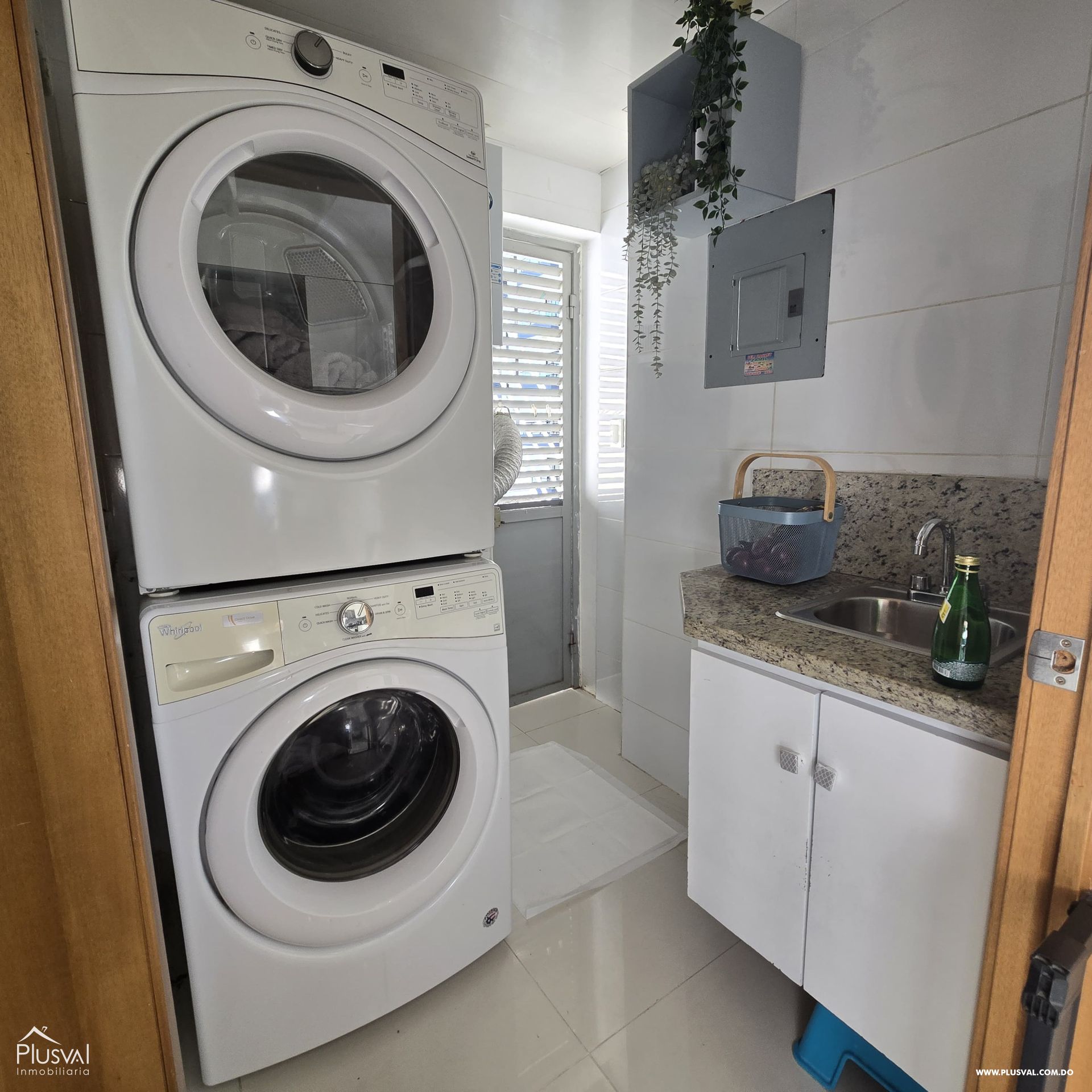 Apartamento Moderno en Venta en El Vergel – 2 Habitaciones + Servicio | 111 m² | Torre con Amenidades 414767