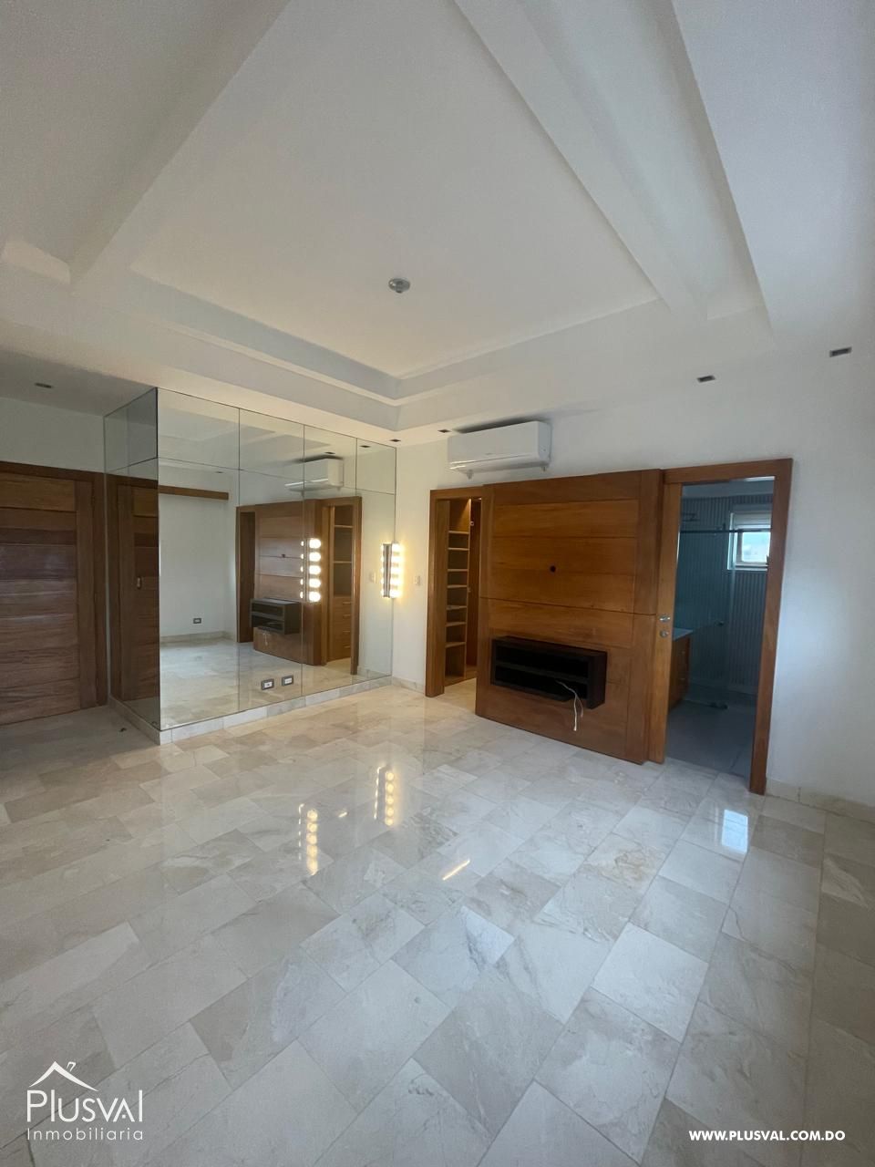 Penthouse de lujo en alquiler en Evaristo Morales 462019
