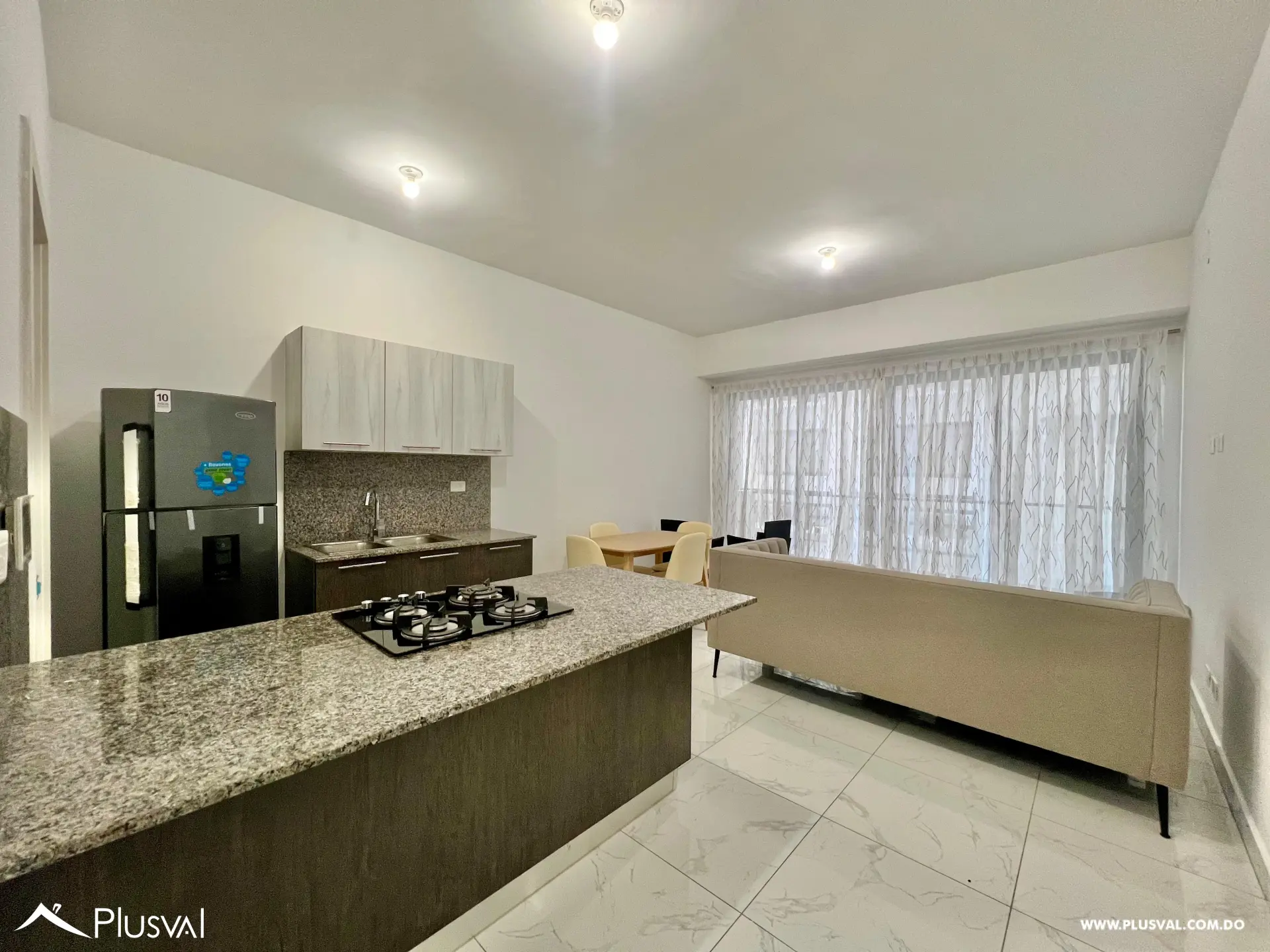 Apartamento en alquiler amueblado en Evaristo Morales con 2 piscinas 488198