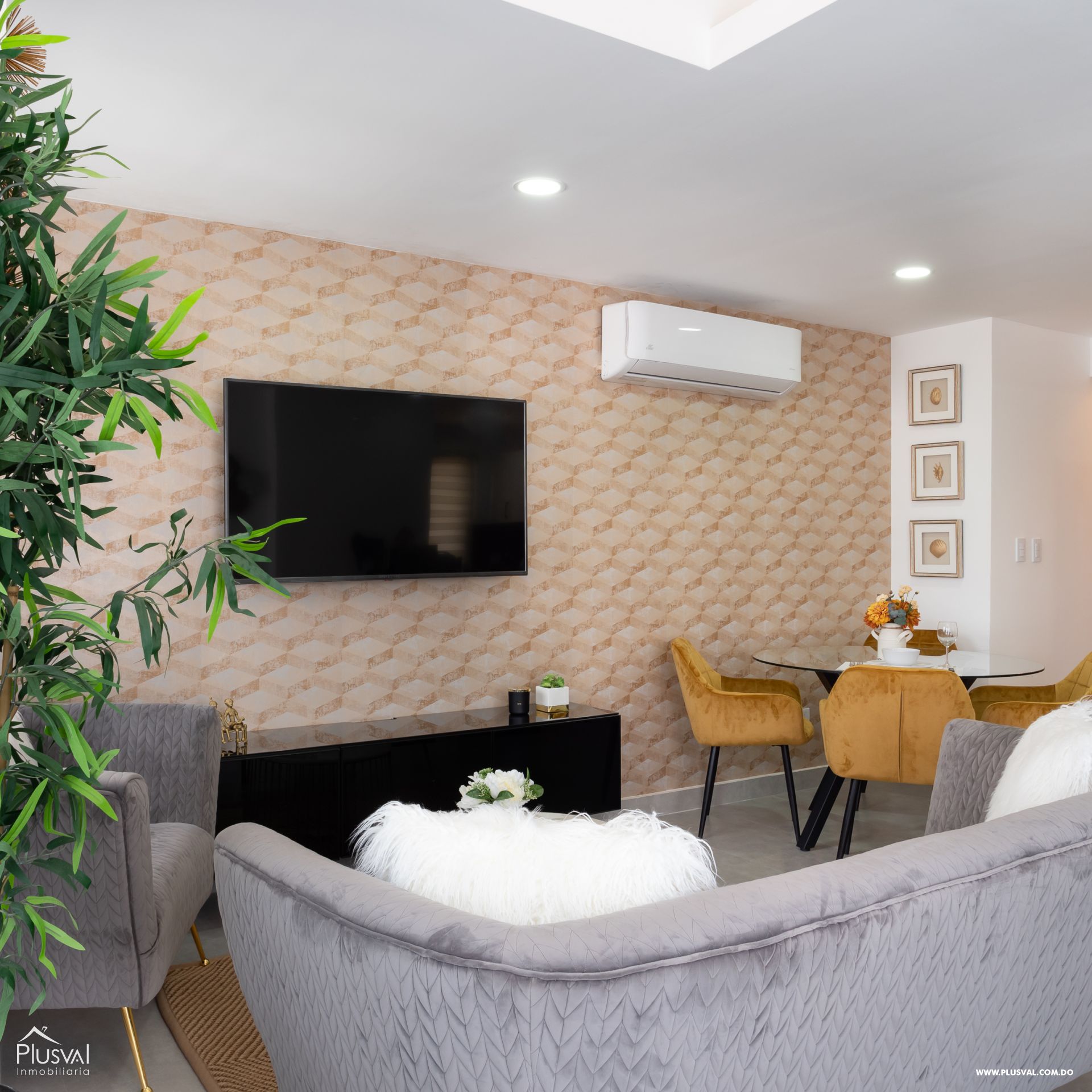 Apartamento en Venta, en Piantini. 323268