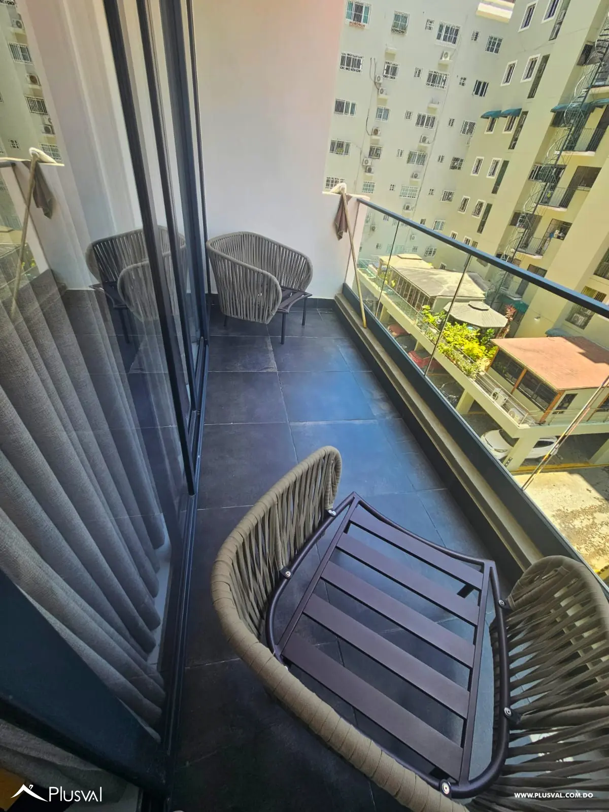 Apartamento de 2 habitaciones en venta en Evaristo Morales 519795