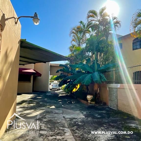 Casa ideal para solar o Empresa en venta en los restauradores 252379