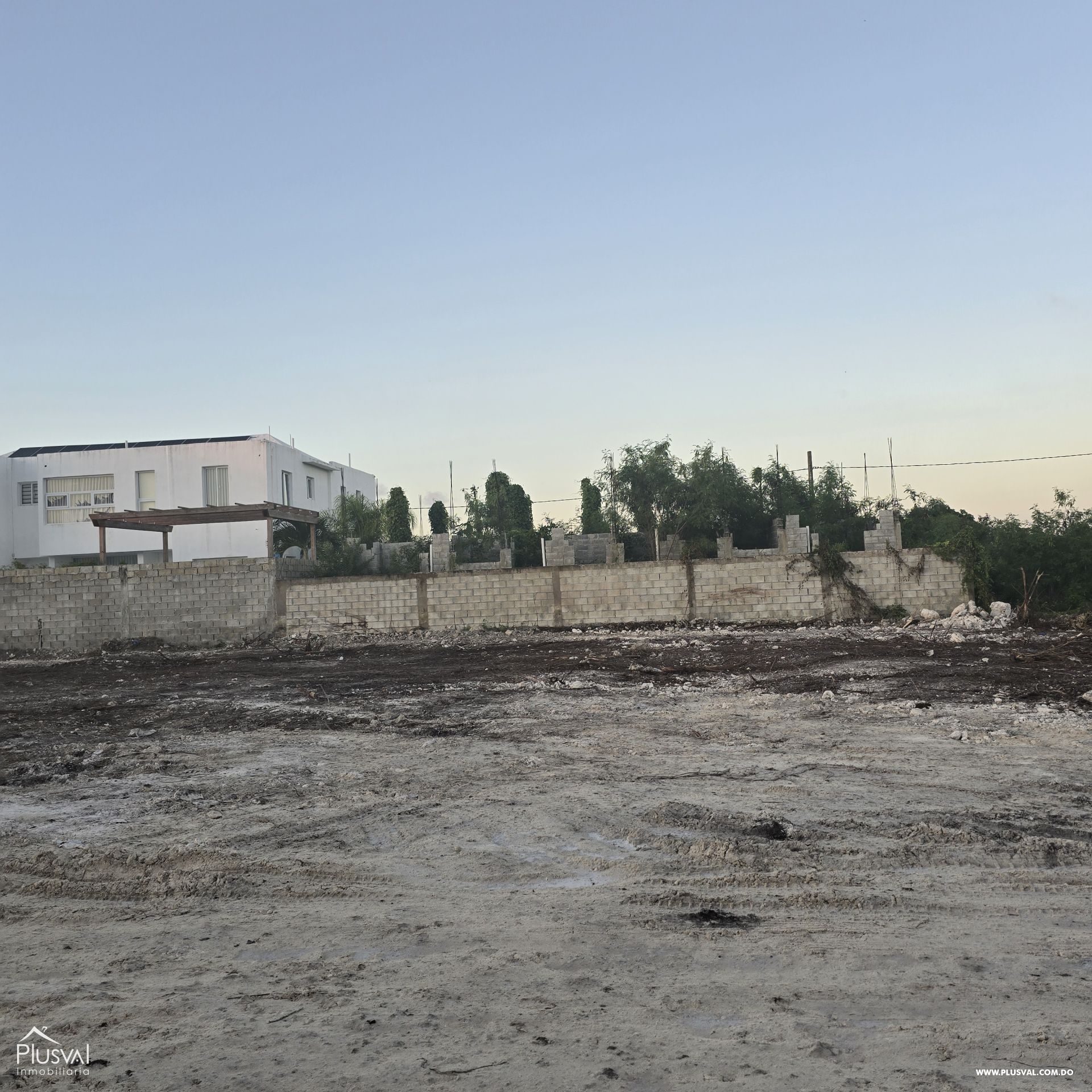 Solar en Venta en Residencial Bávaro 401703