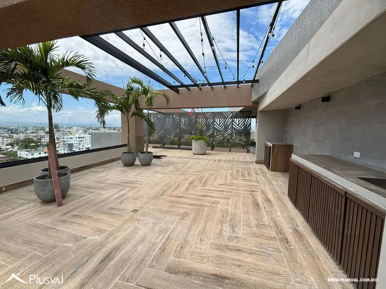 Alquiler de apartamento de 1 habitación y 2 baños en torre de lujo de Evaristo 489695