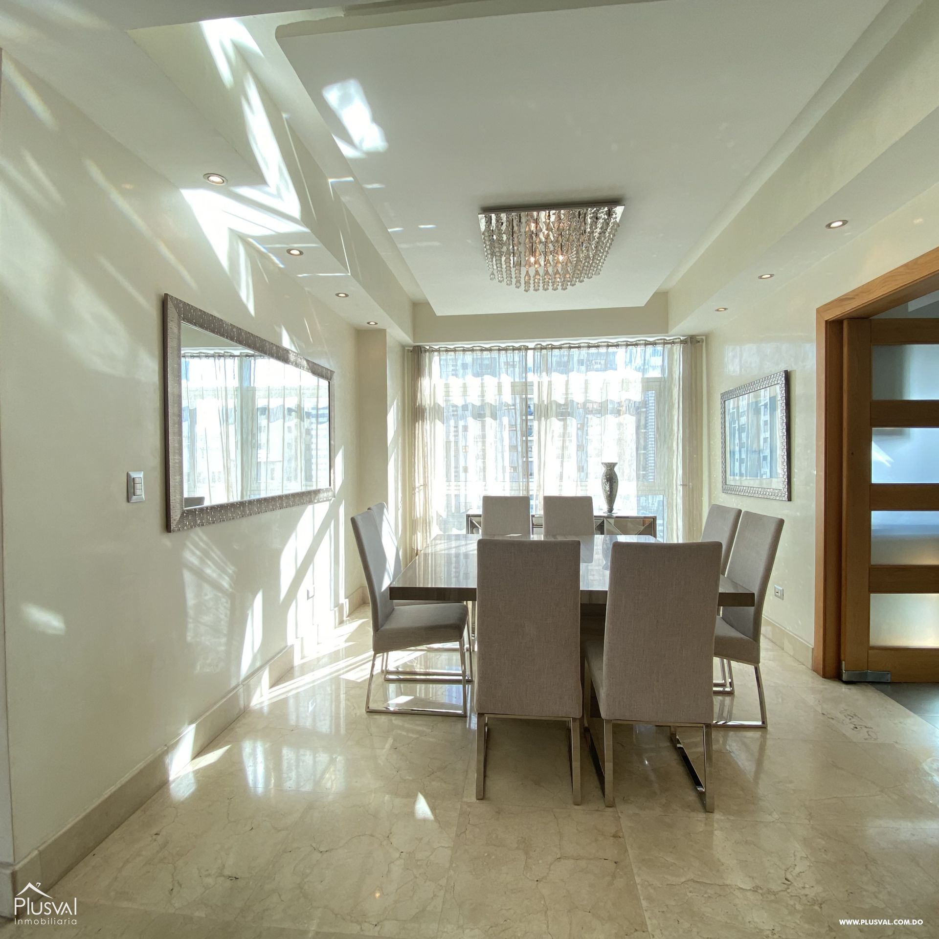 Alquilo Excelente Apartamento en el Corazón  Piantini 430599