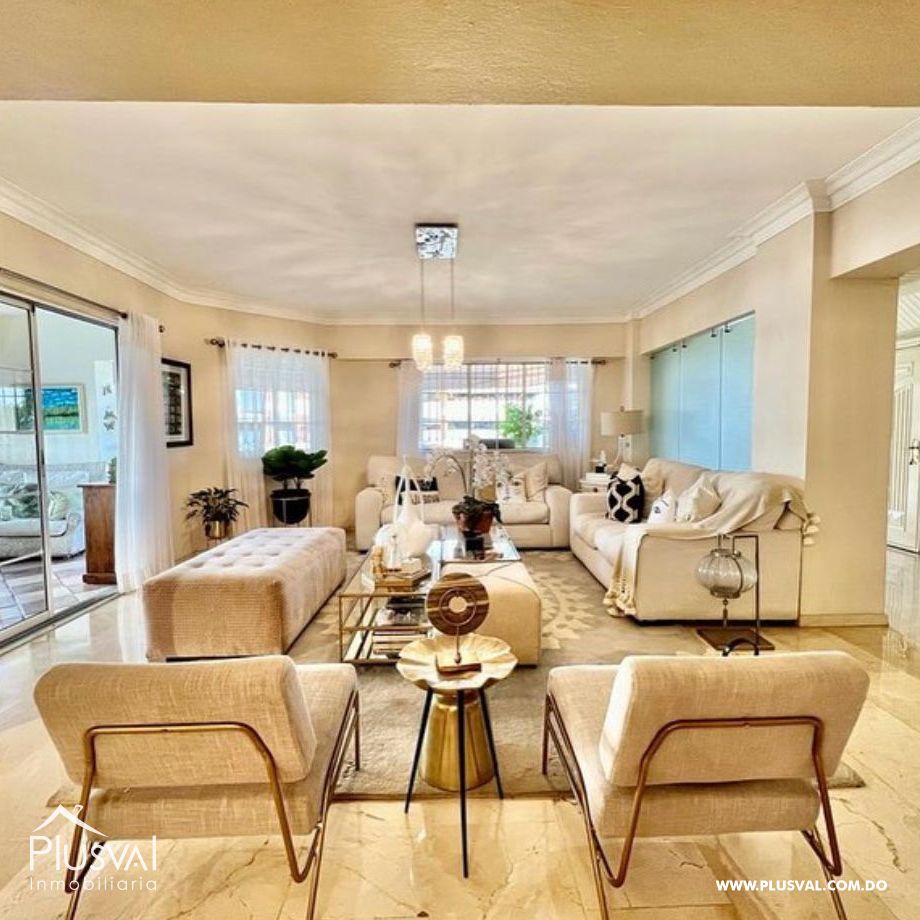 Amplio Apartamento de 3 Habitaciones en  Venta, Piantini 348114