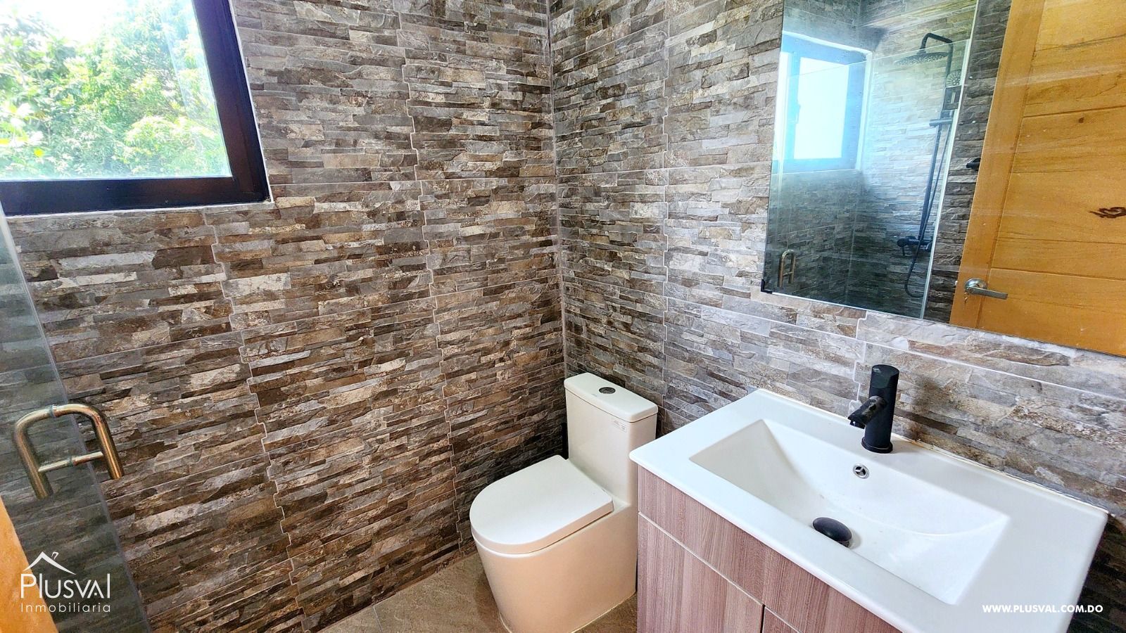 Villa de dos niveles a solo 4 minutos de playa bonita 432851