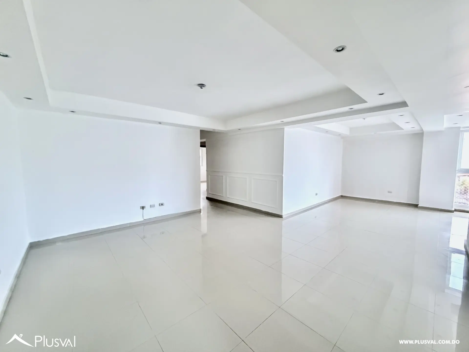 Se vende apartamento con terraza en los Restauradores, Distrito Nacional. 535795