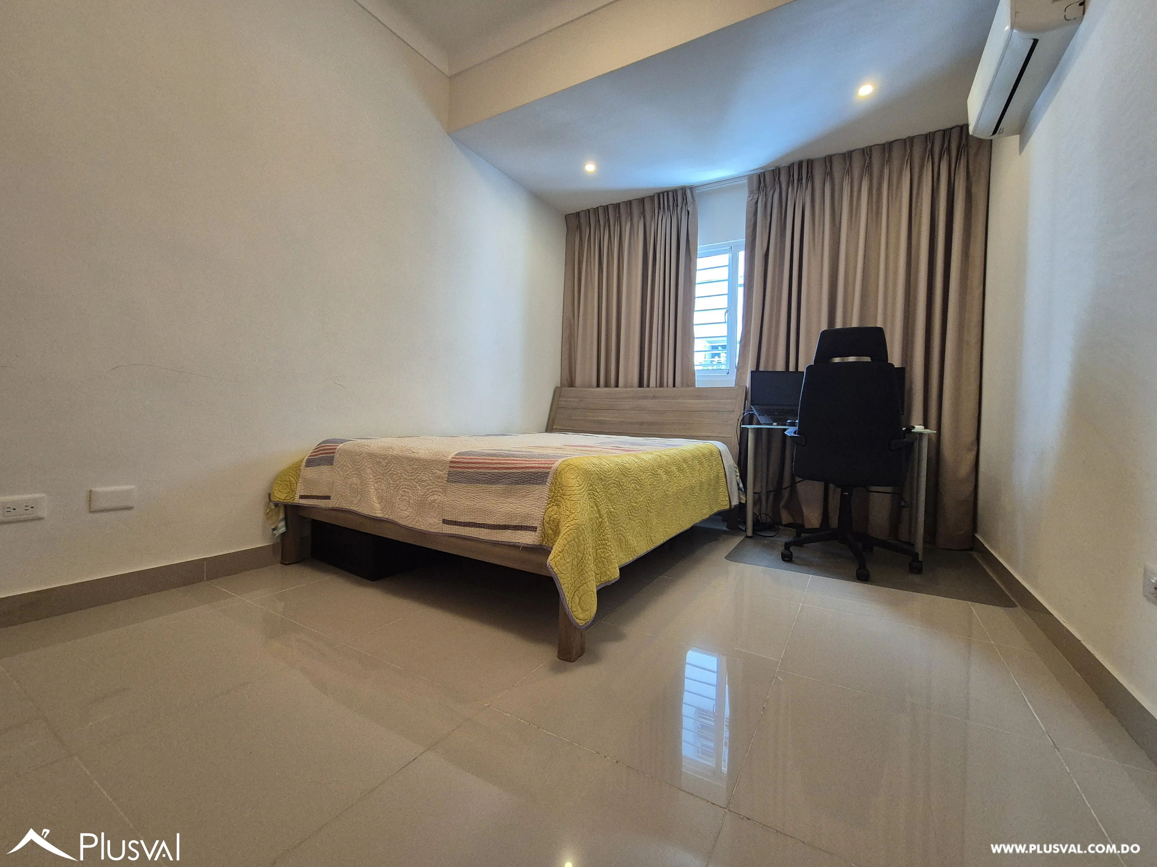 Apartamento en venta en Evaristo Morales 466405