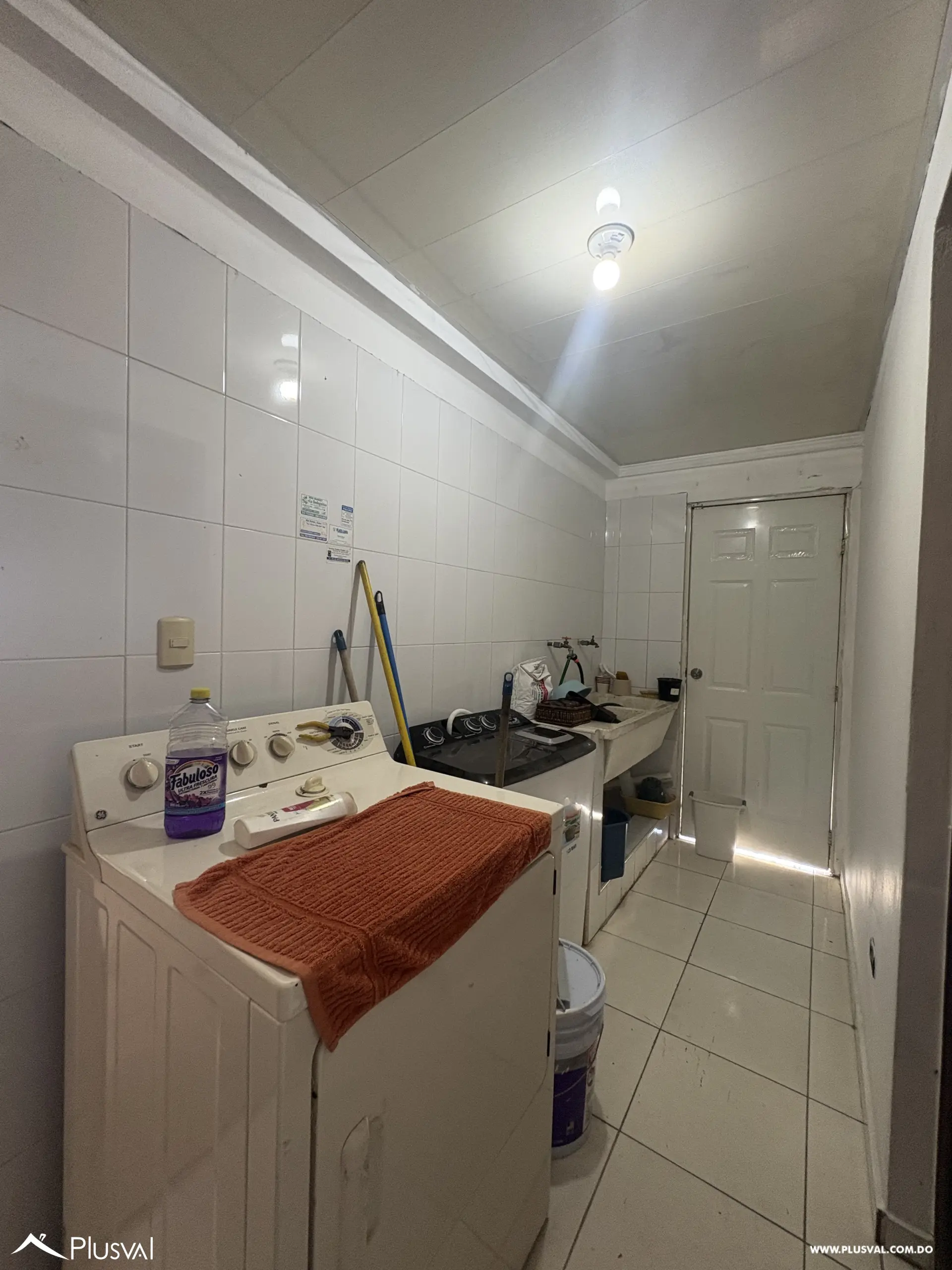 Apartamento en venta con amplia cocina en  Evaristo Morales 510874