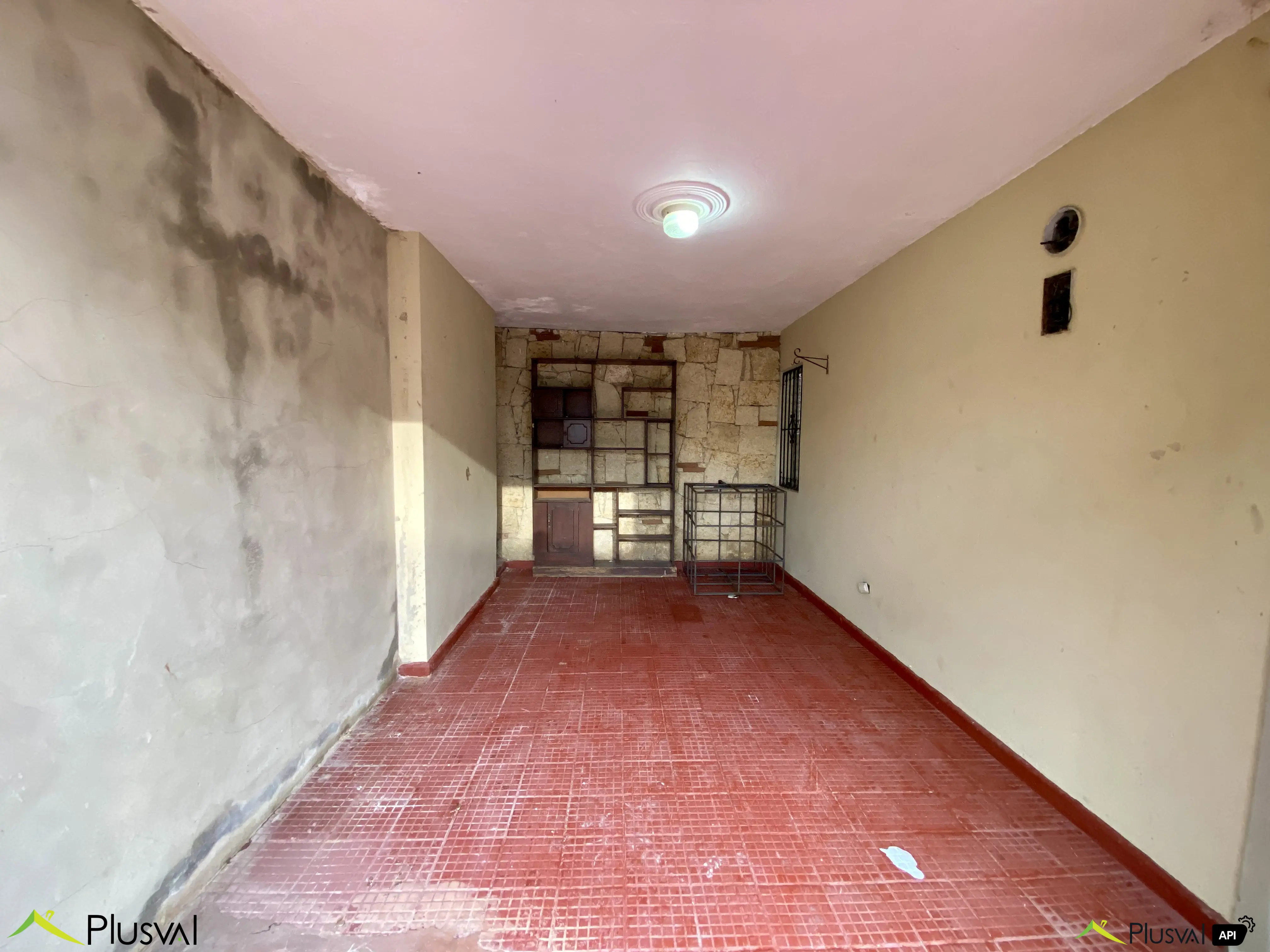 Casa Comercial de Dos Niveles en Alquiler en Urbanización Fernández – Ideal para Oficinas o Negocio 450671