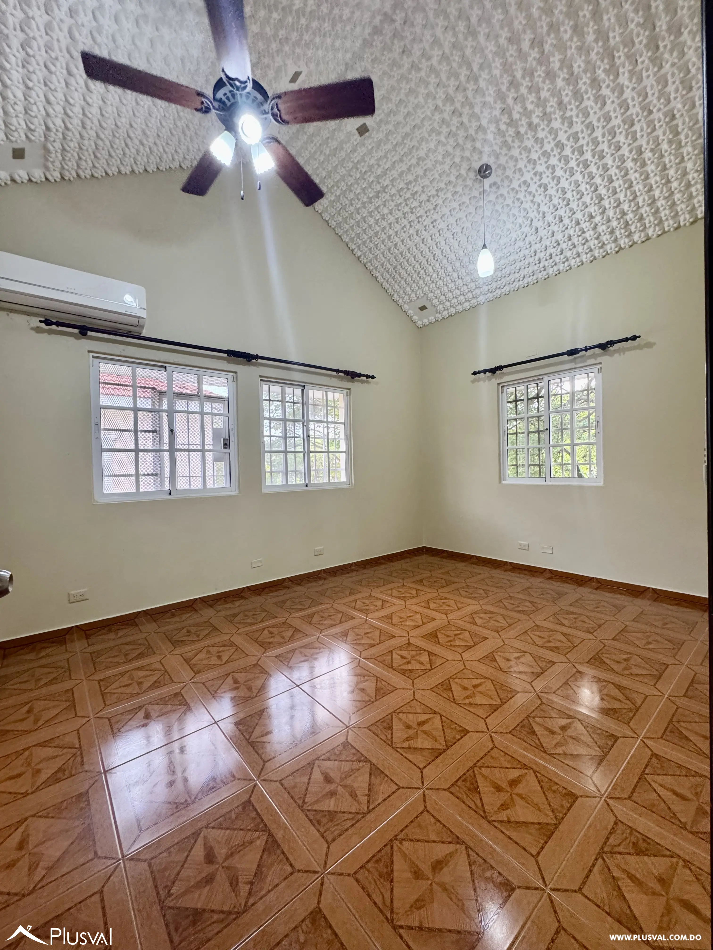 Alquilo Maravillosa Casa en Las Praderas 525905