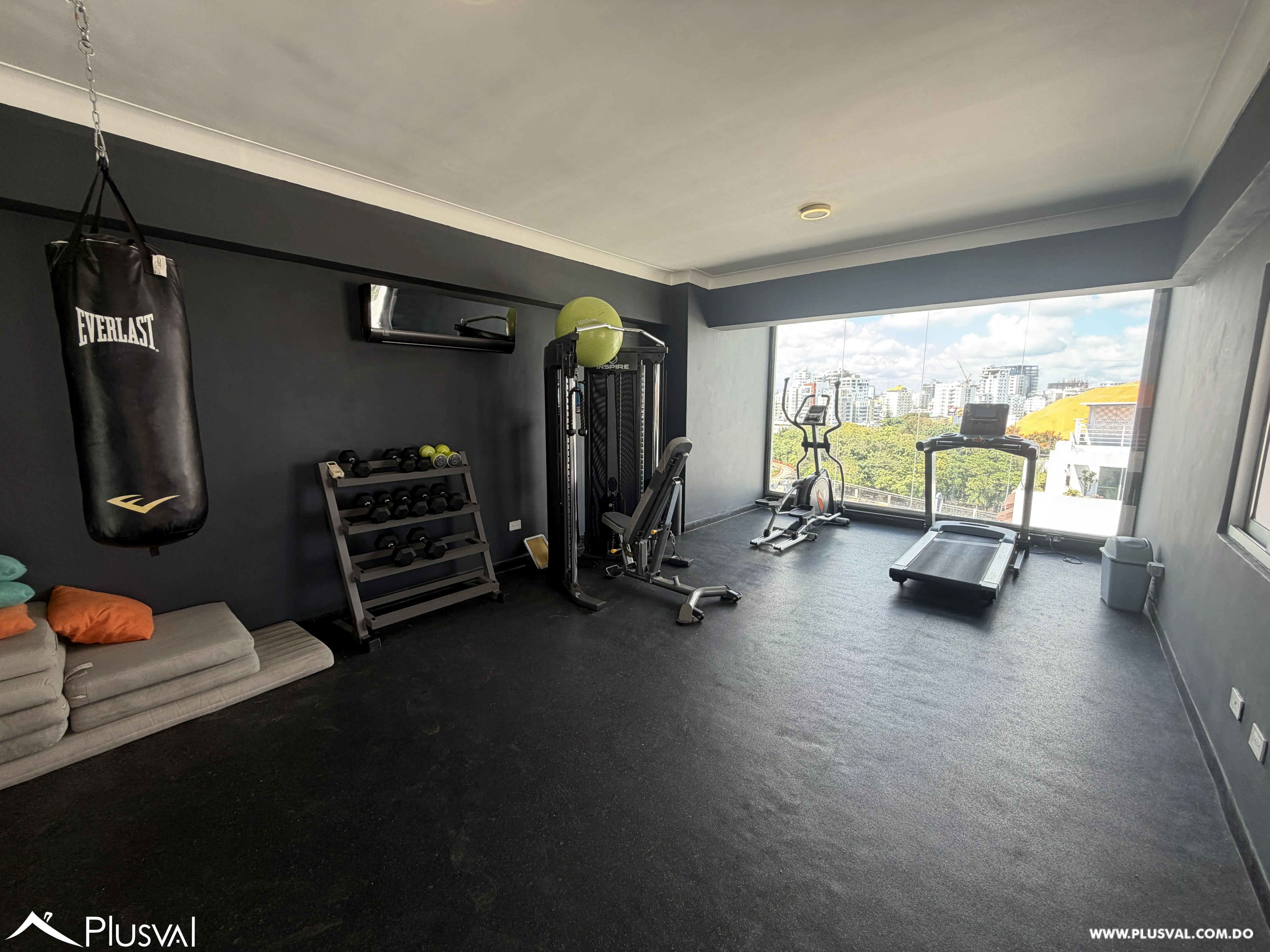 Apartamento en la Esperilla con terraza y una excelente distribución. 489624