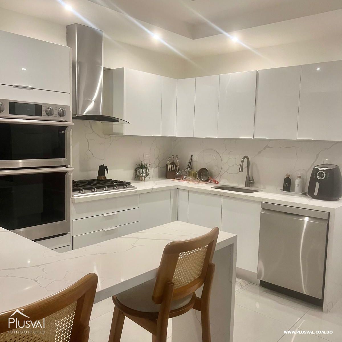 Espectacular apartamento en Paraiso con linea blanca 382319
