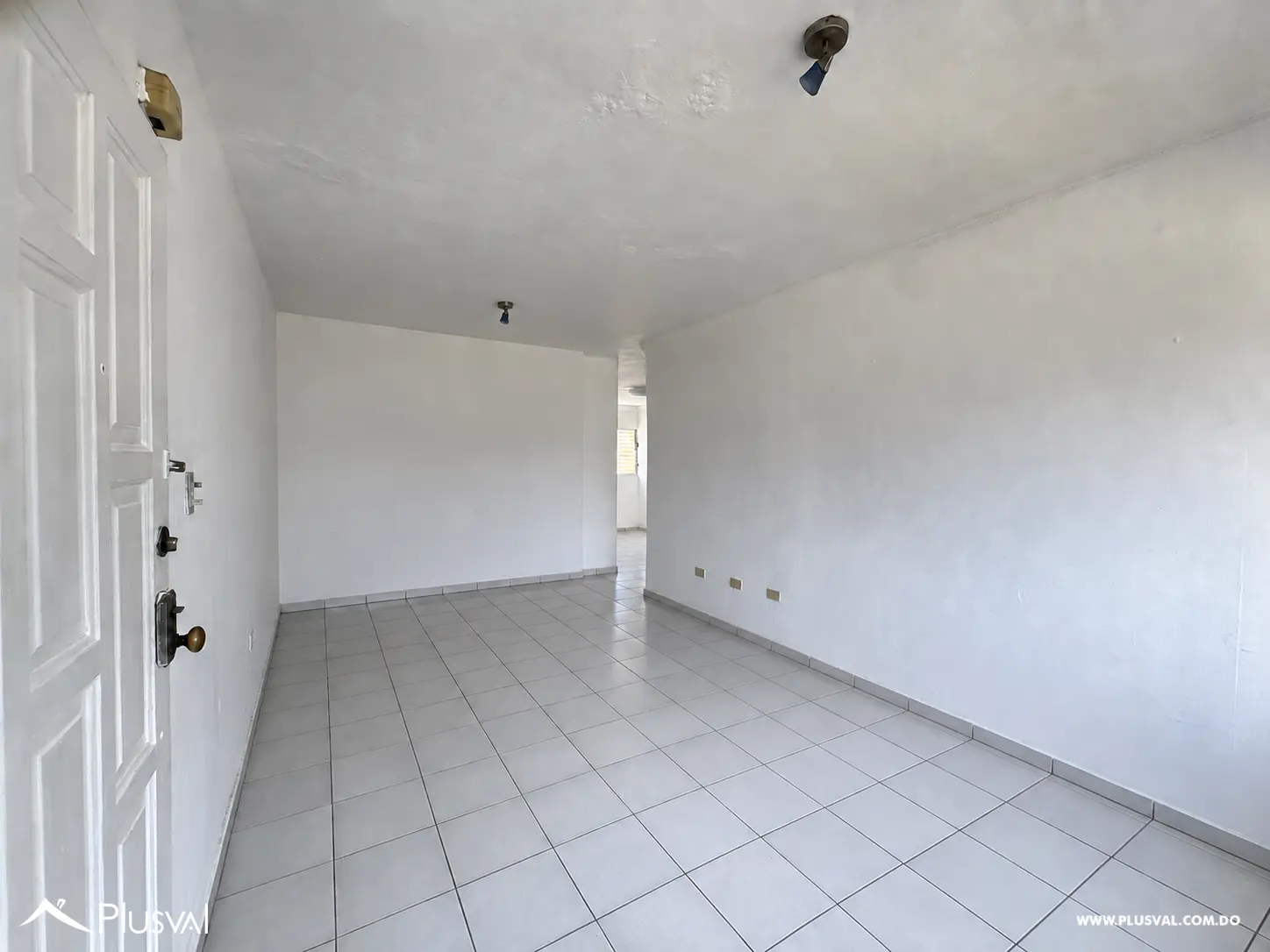 Alquilo Maravilloso y Amplio Apto. en Evaristo Morales 531260