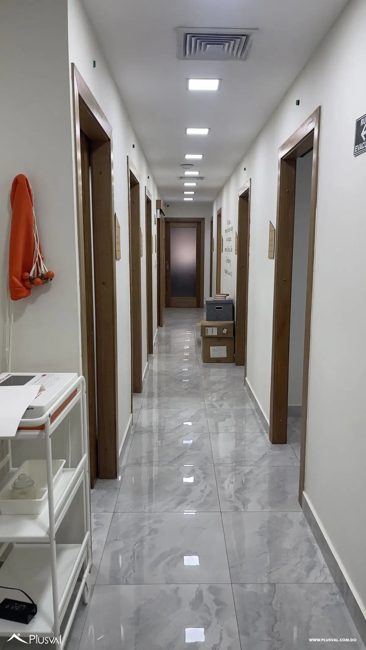 Local de Consultorio Médico, alquiler o venta Torre KP 454362