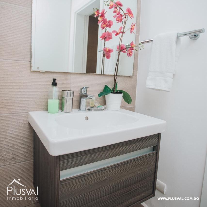 Apartamento en venta en una residencia nueva y segura, cercana a comercios y ubicada en el centro de Bávaro, a 4 minutos de la playa. 488259