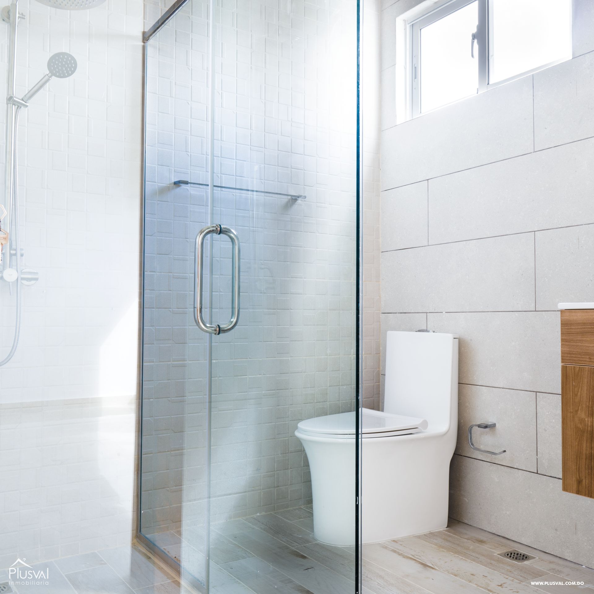 Comodos y Amplios apartamentos de 3 Habitaciones en el Exclusivo Sector de Jardines del Este, Chantini Santiago. 422503