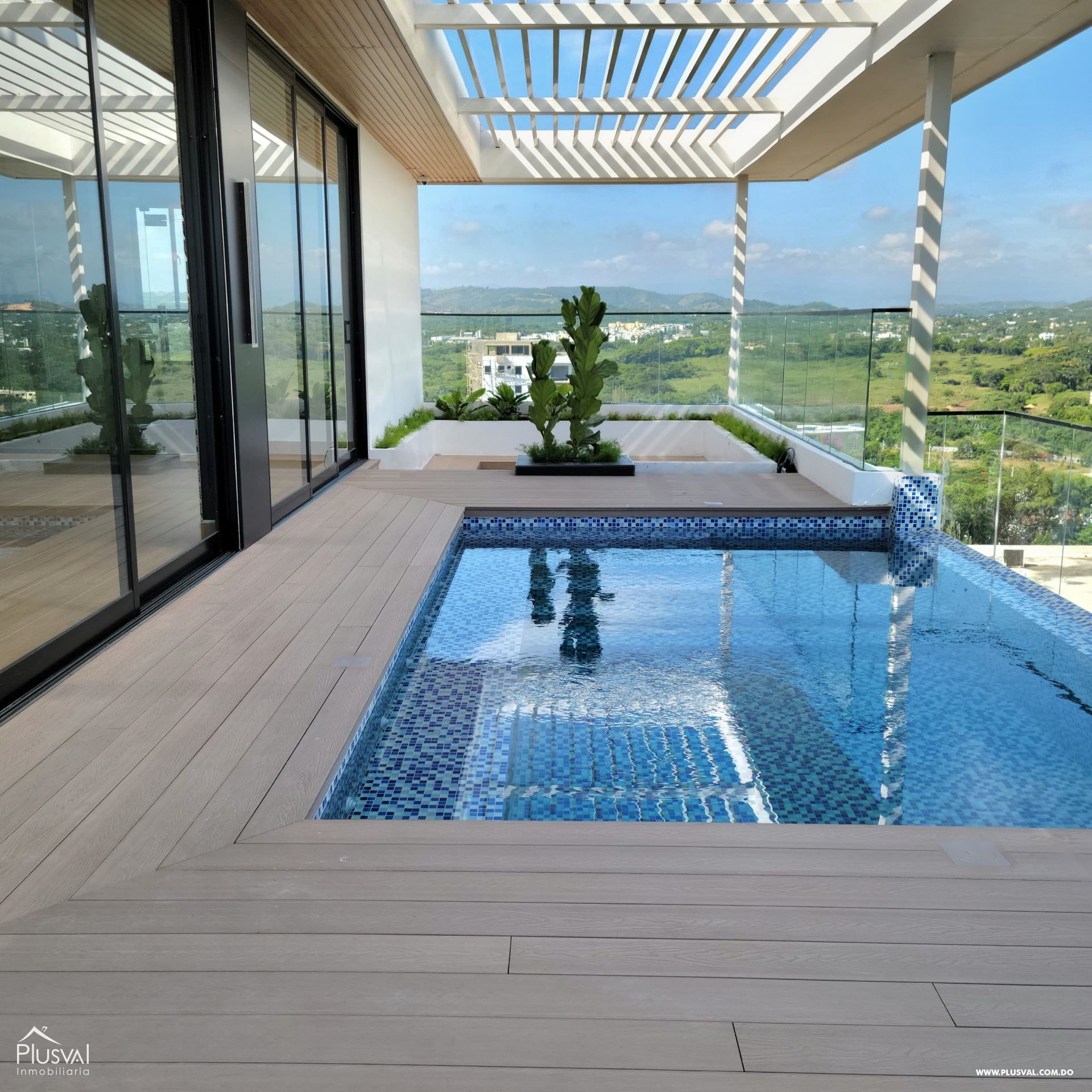 Exclusivo proyecto residencial en venta en la urbanización Thomén 382694