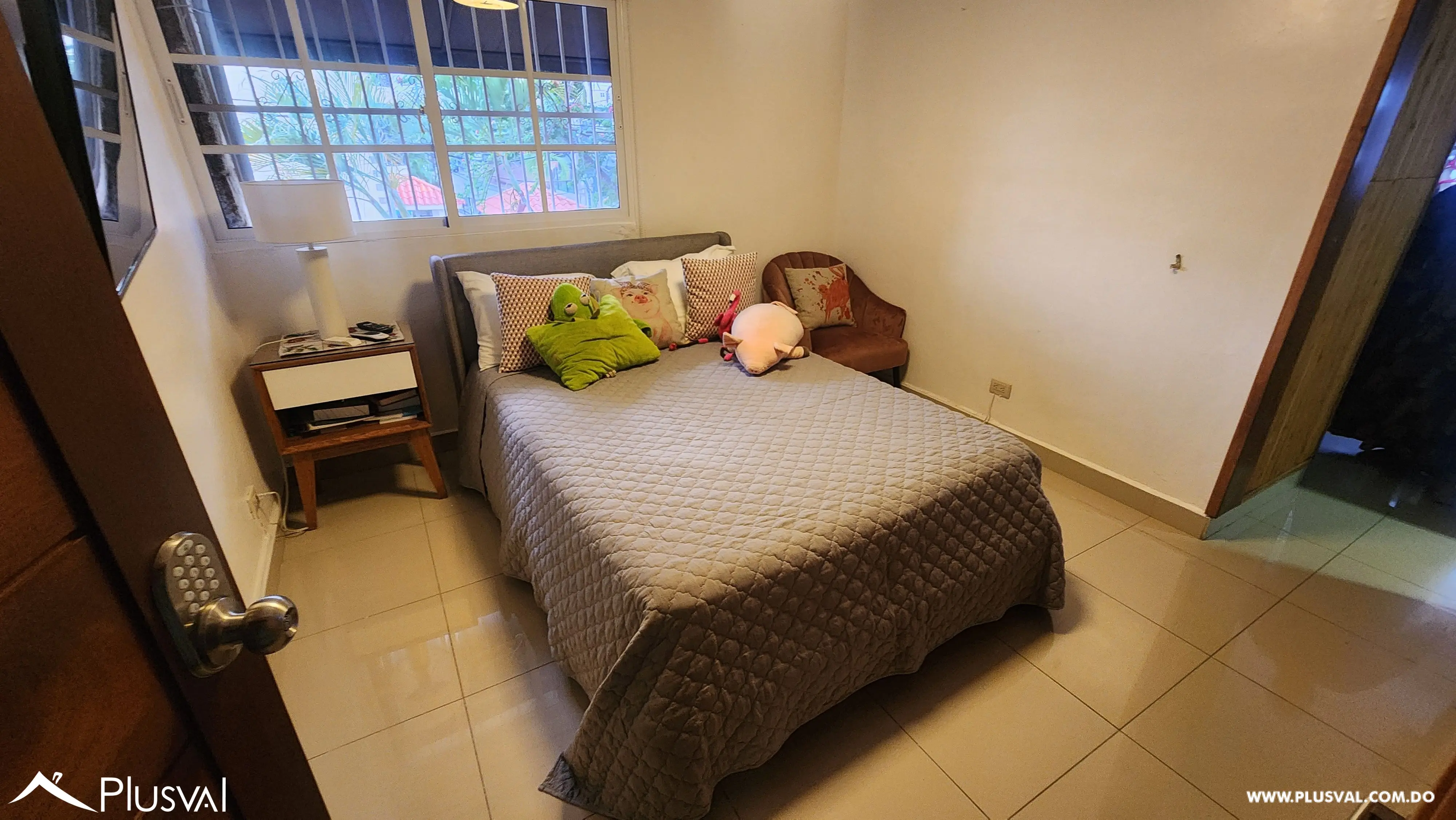 Se vende amplia casa en Los Restauradores 475480