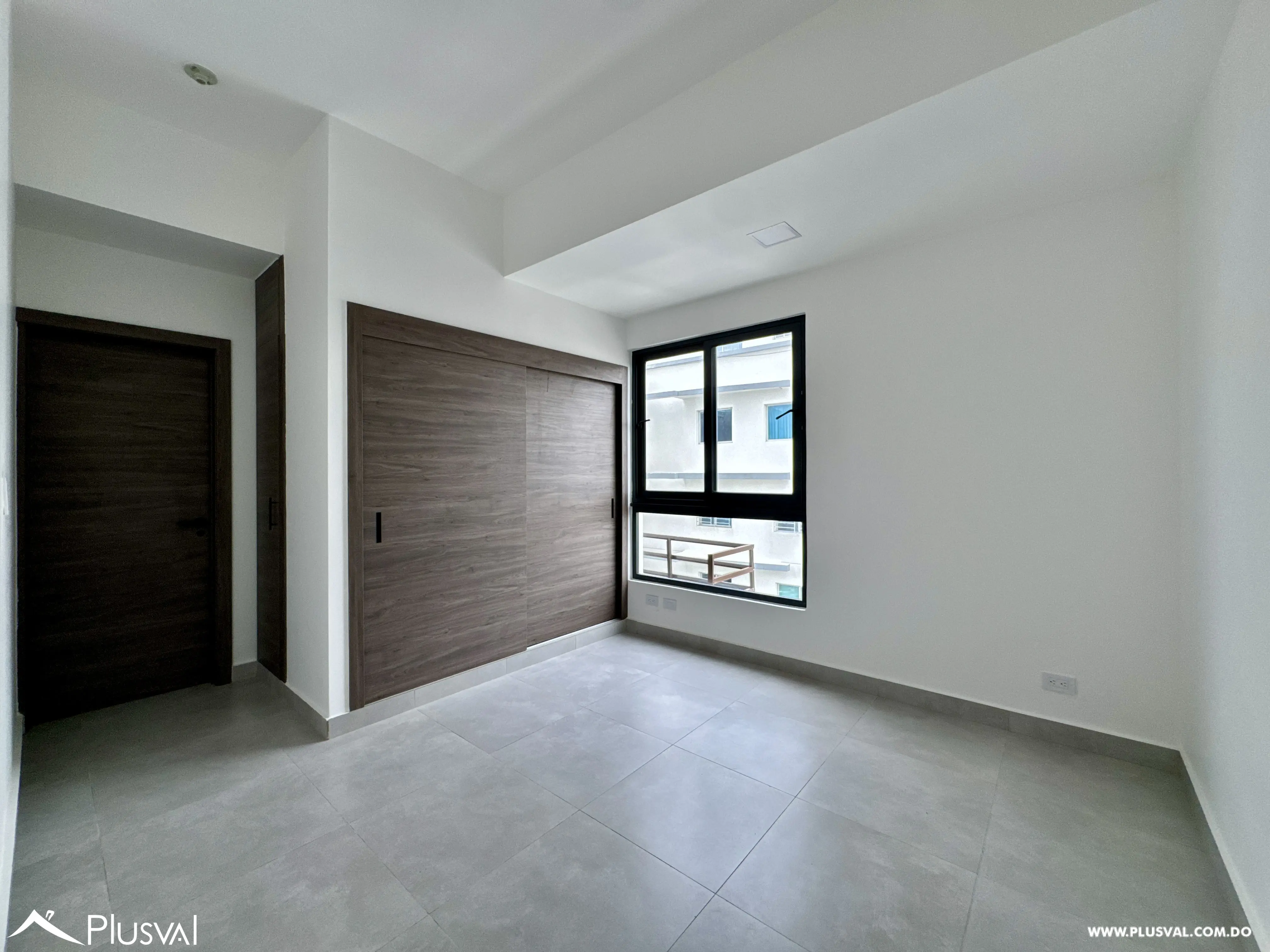 Apartamento en venta de dos habitaciones en Naco con linea blanca. 484602