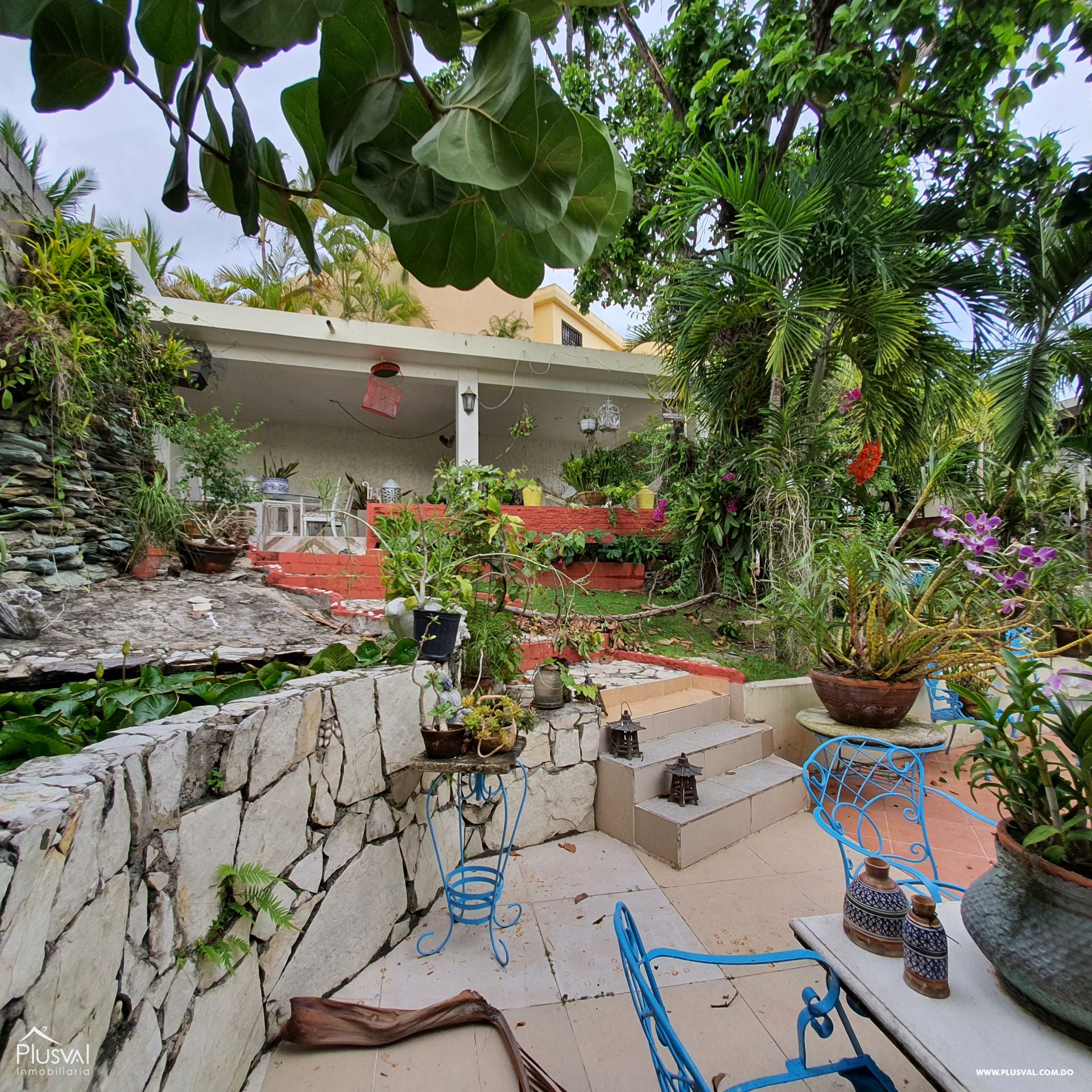 Amplia casa en venta para proyecto en Los Ríos 232615
