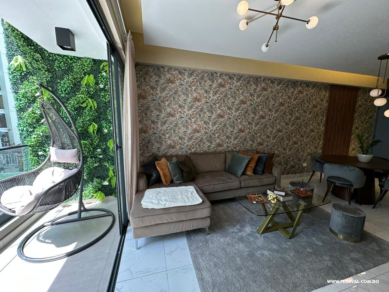 Apartamento de 2 habitaciones  en venta en Evaristo Morales 271956