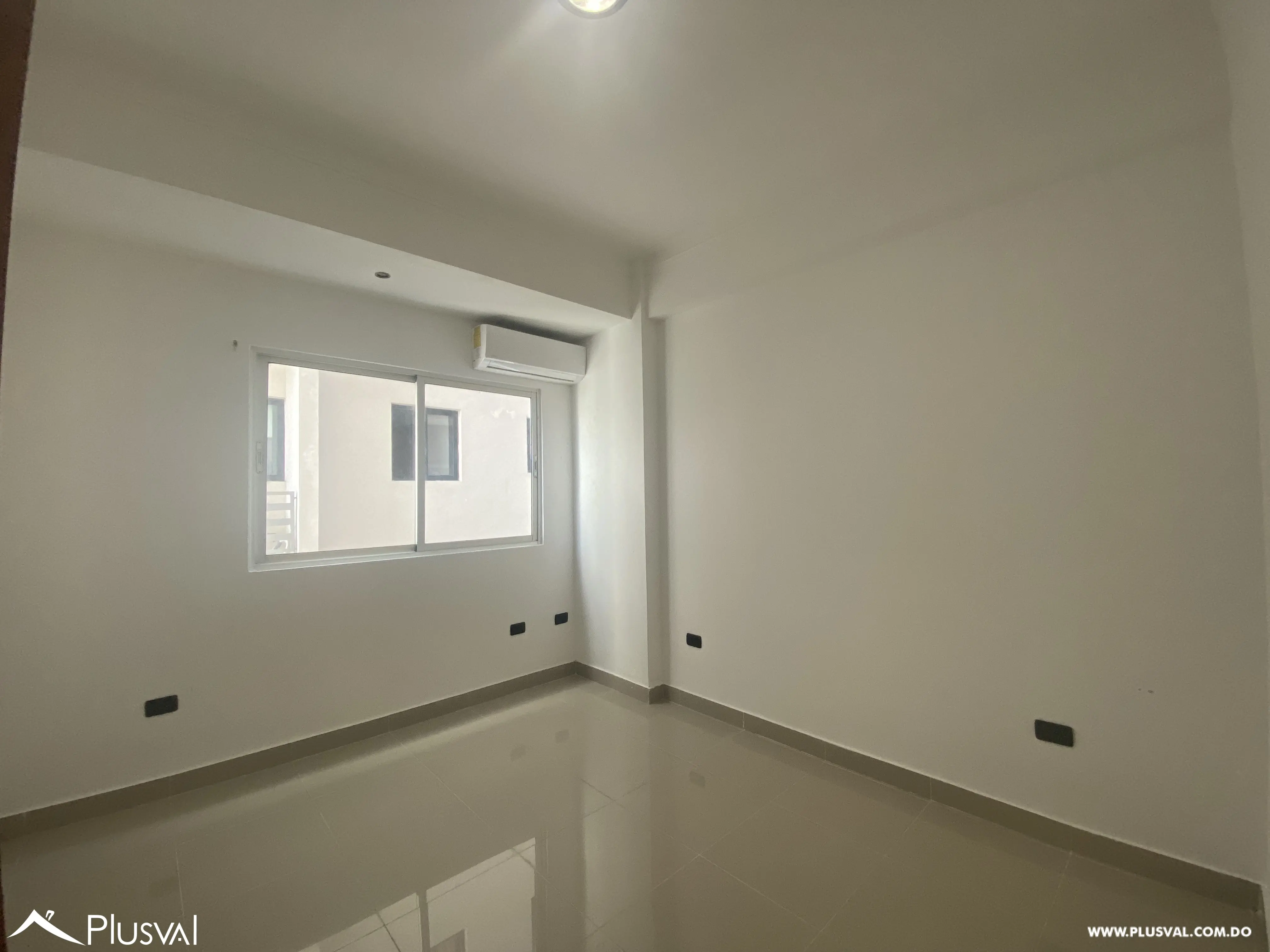 Alquilo Maravilloso y  Amplio  Apto en Bella Vista 453660