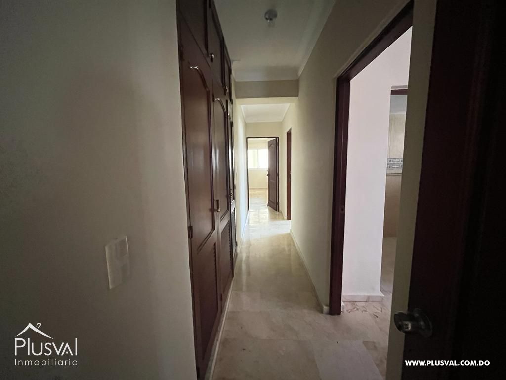 Apartamento en alquiler en el sector de Piantini 271679