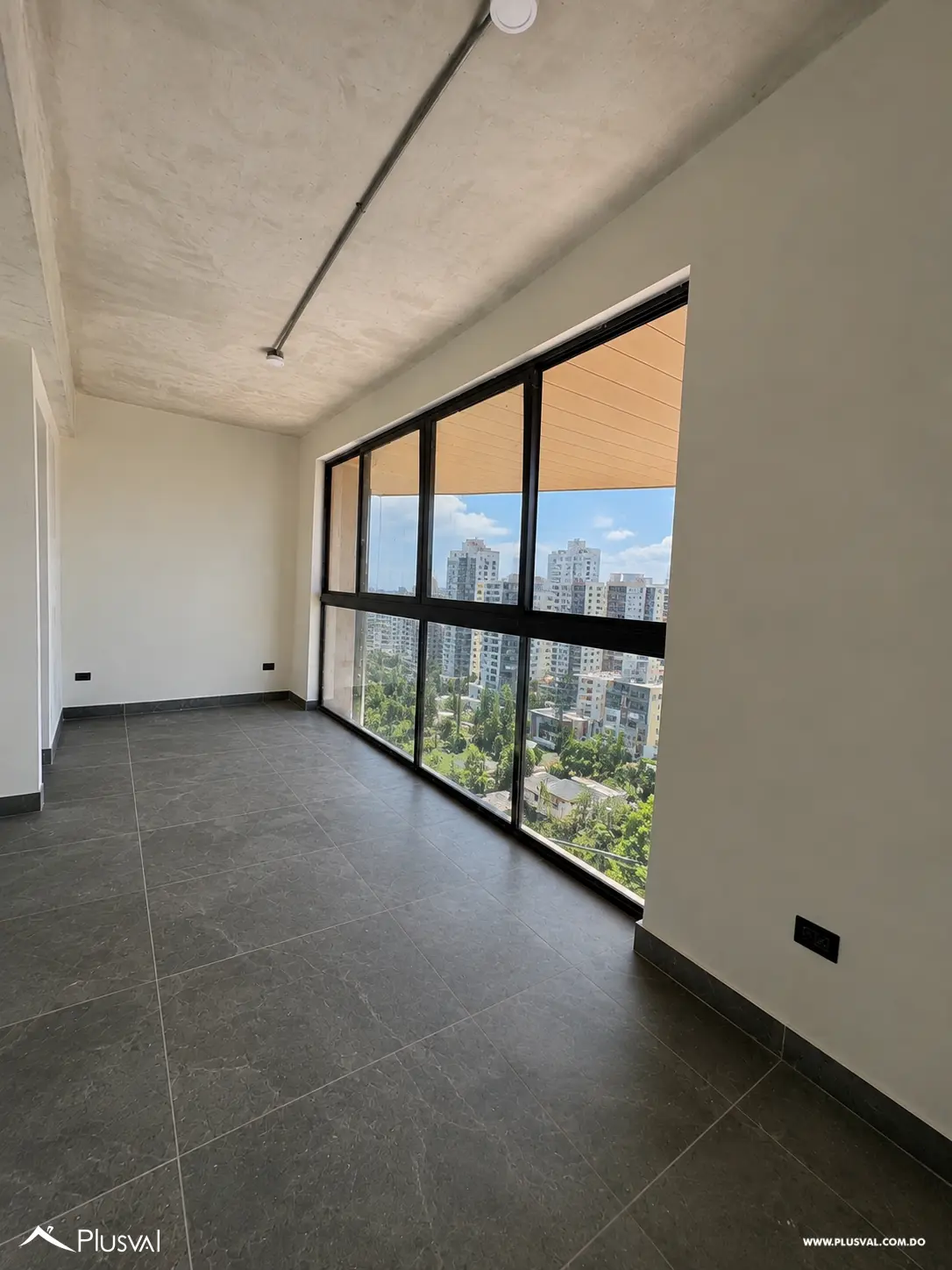 Vendo Maravilloso Apto. Tipo Loft con Balcon/Terraza Vista Mar 520977