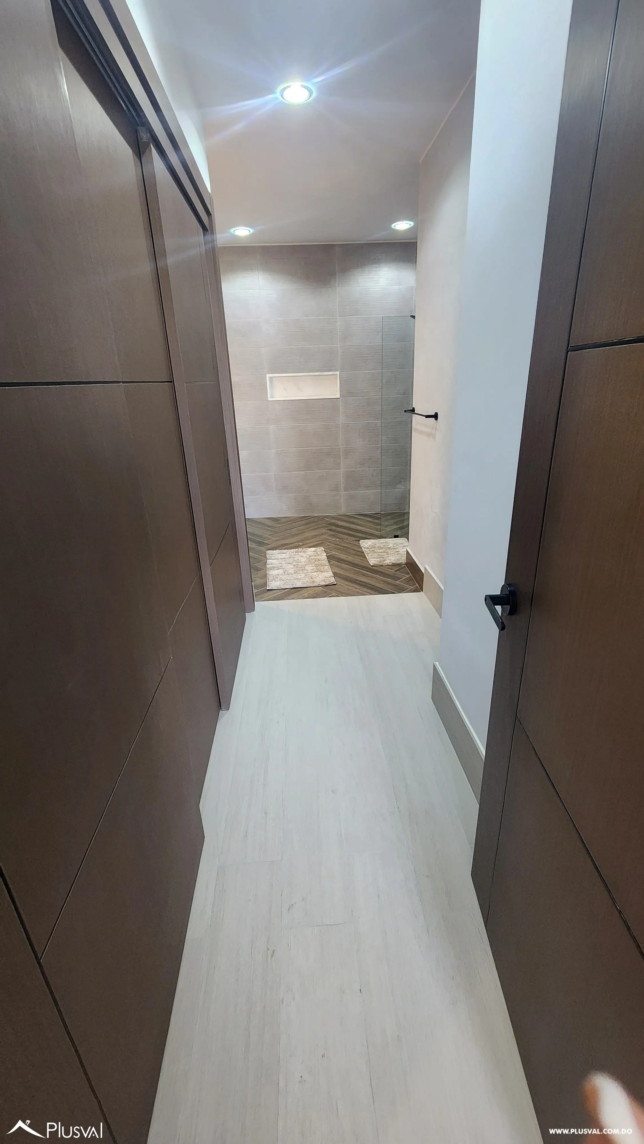 Se alquila 1 habitacion en Piantini. 469461