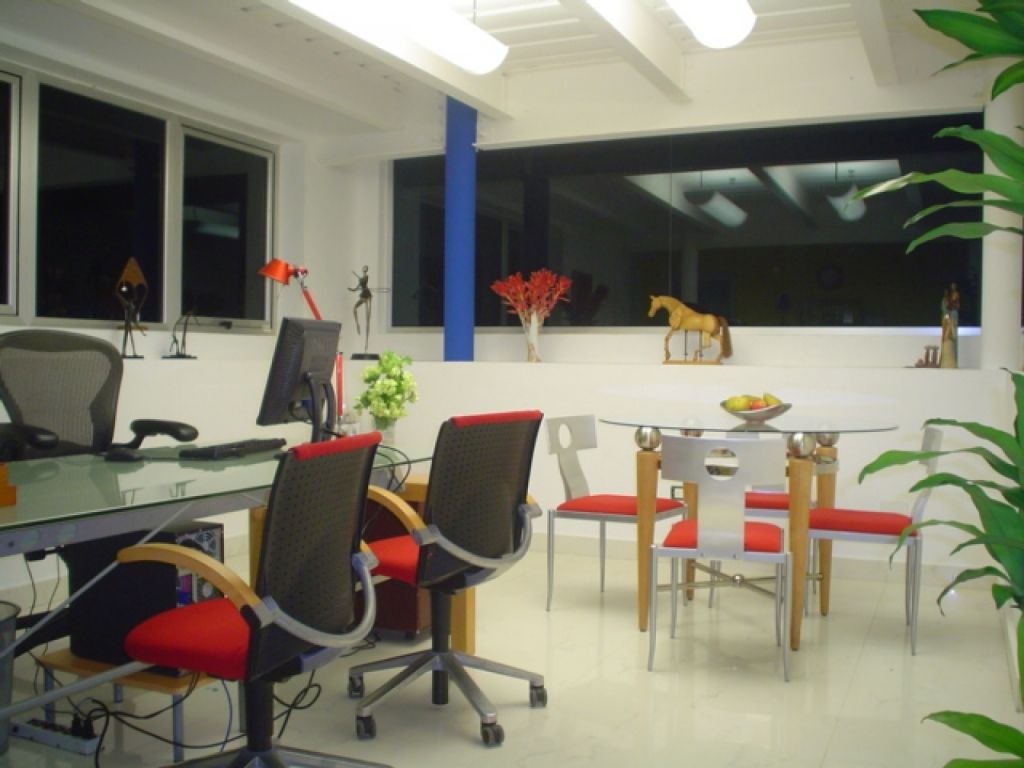 Edificio en venta, Evaristo Morales. 7959